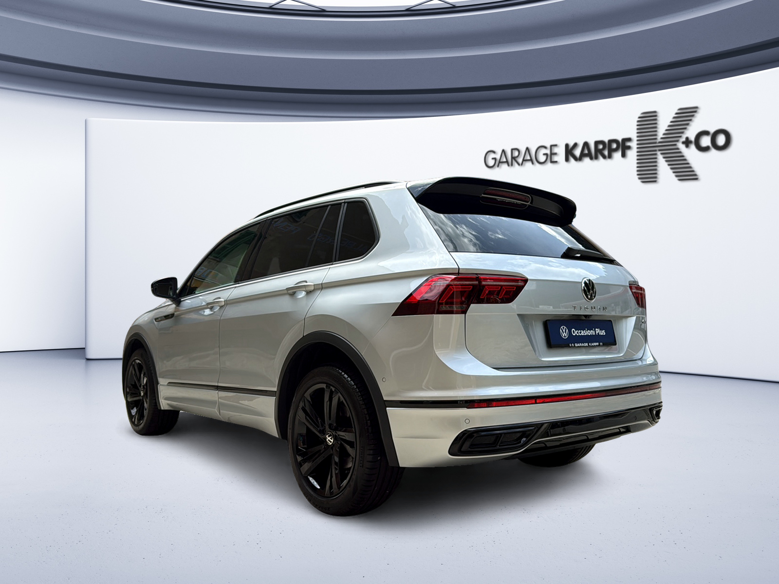 VW Tiguan 2.0 TDI SCR R-Line 4Motion DSG-image-2