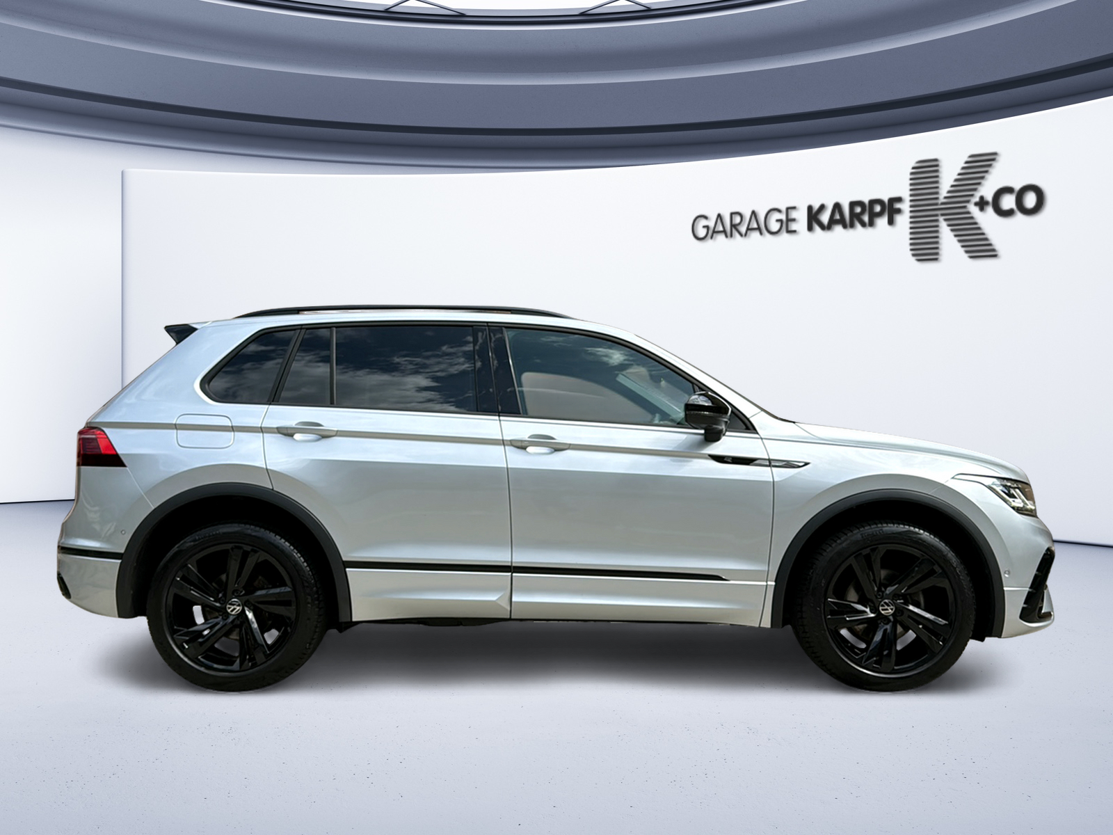 VW Tiguan 2.0 TDI SCR R-Line 4Motion DSG-image-5