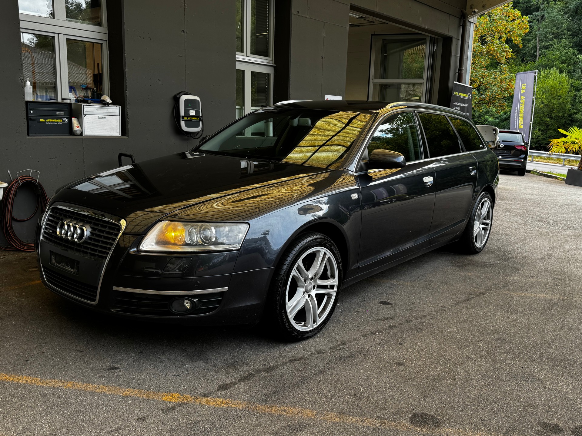 AUDI A6 Avant 3.0 V6 TDI quattro-image-8