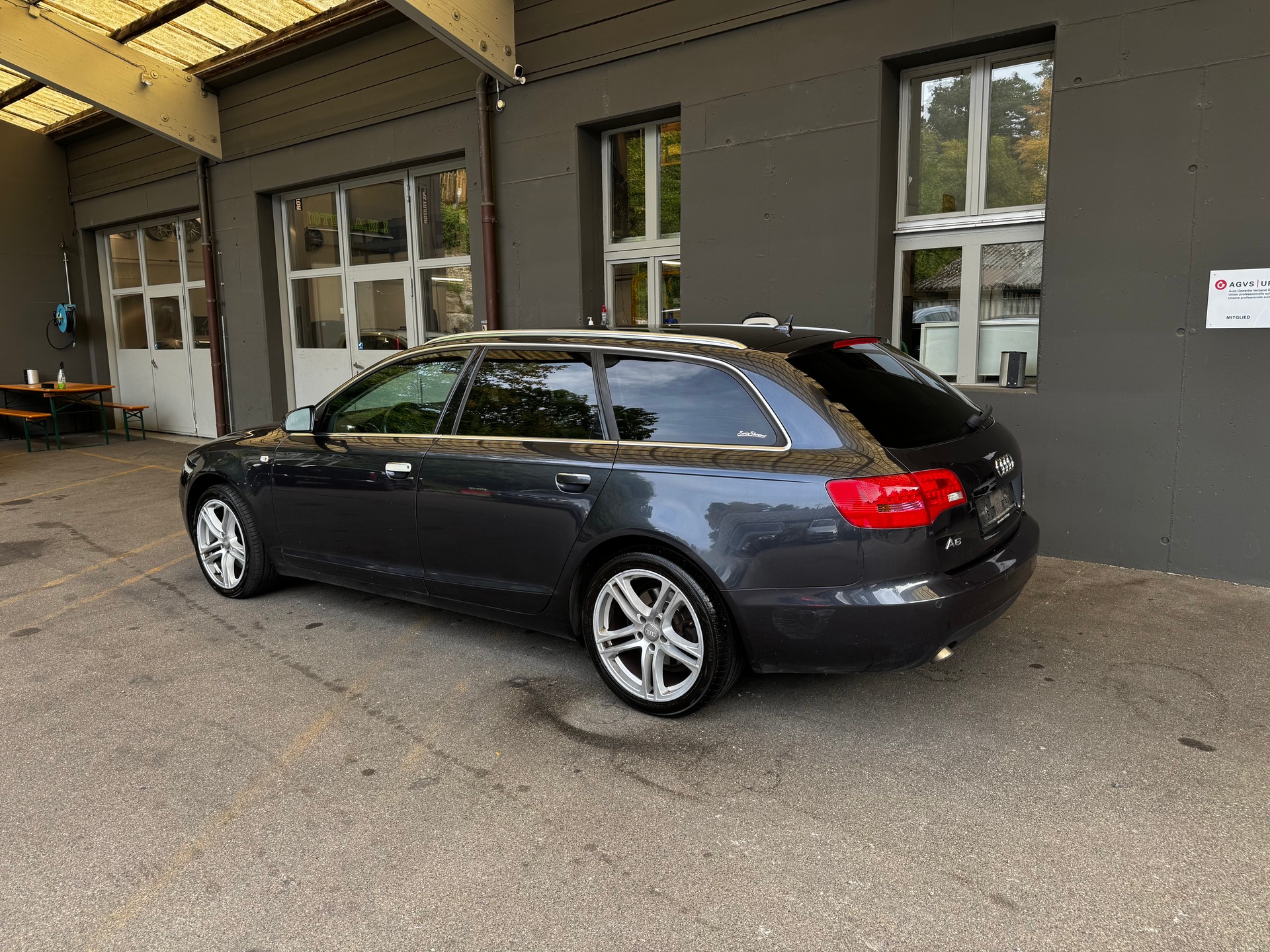 AUDI A6 Avant 3.0 V6 TDI quattro-image-5