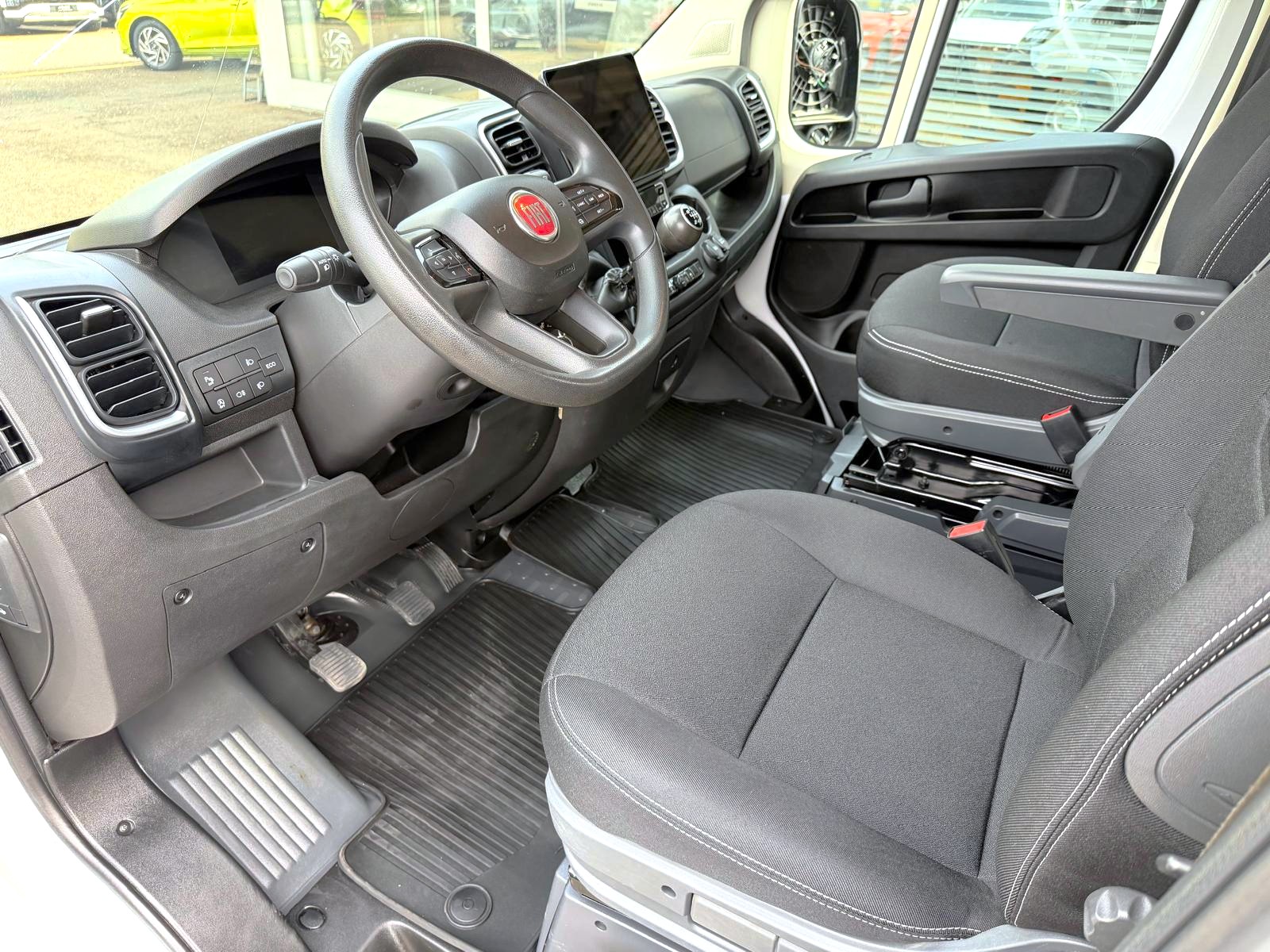 FIAT Ducato 2.2 35 Pro L2H2-showroom-element-1