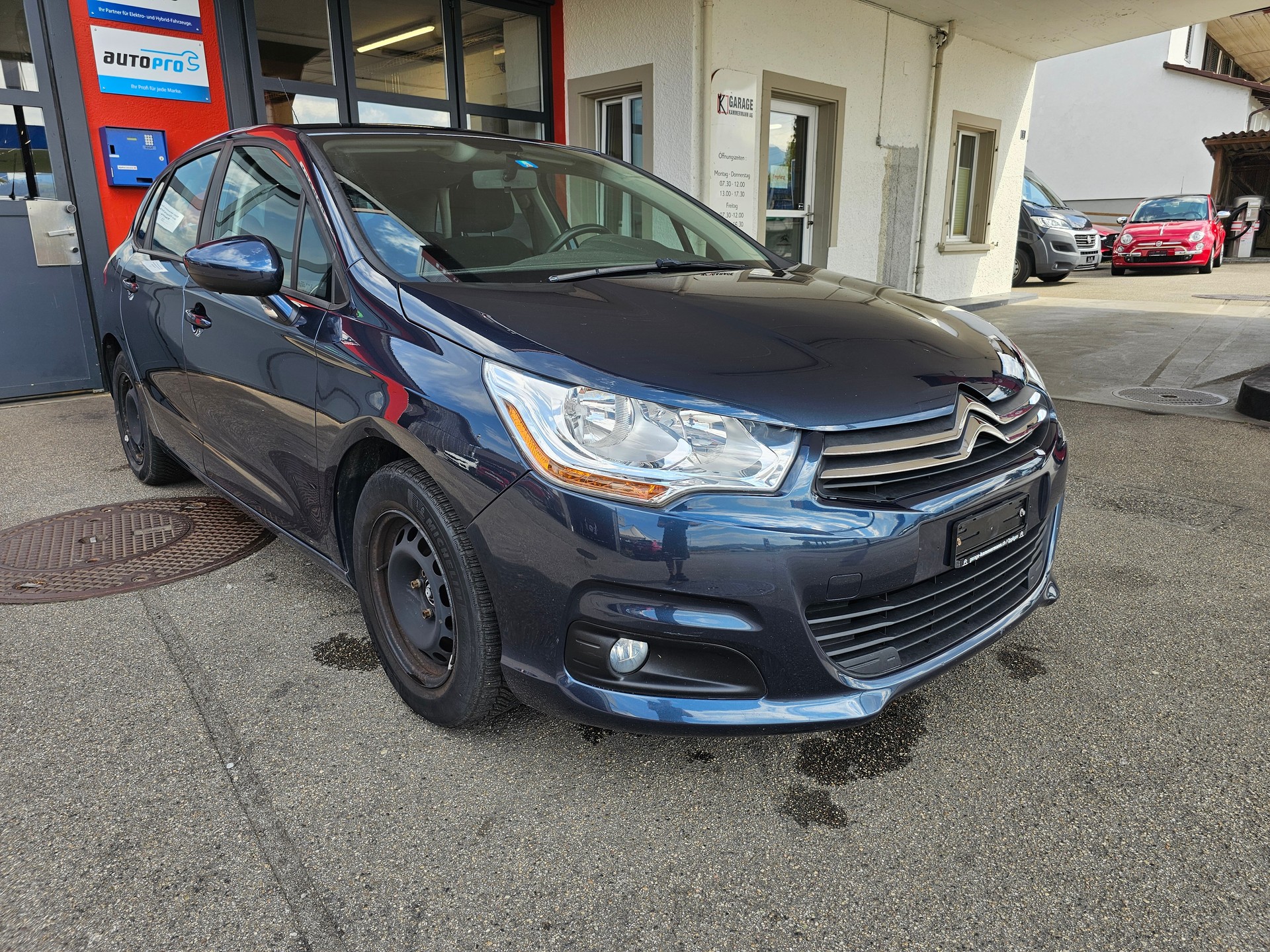 CITROEN C4 Berline 1.4 VTi Attraction-image-4