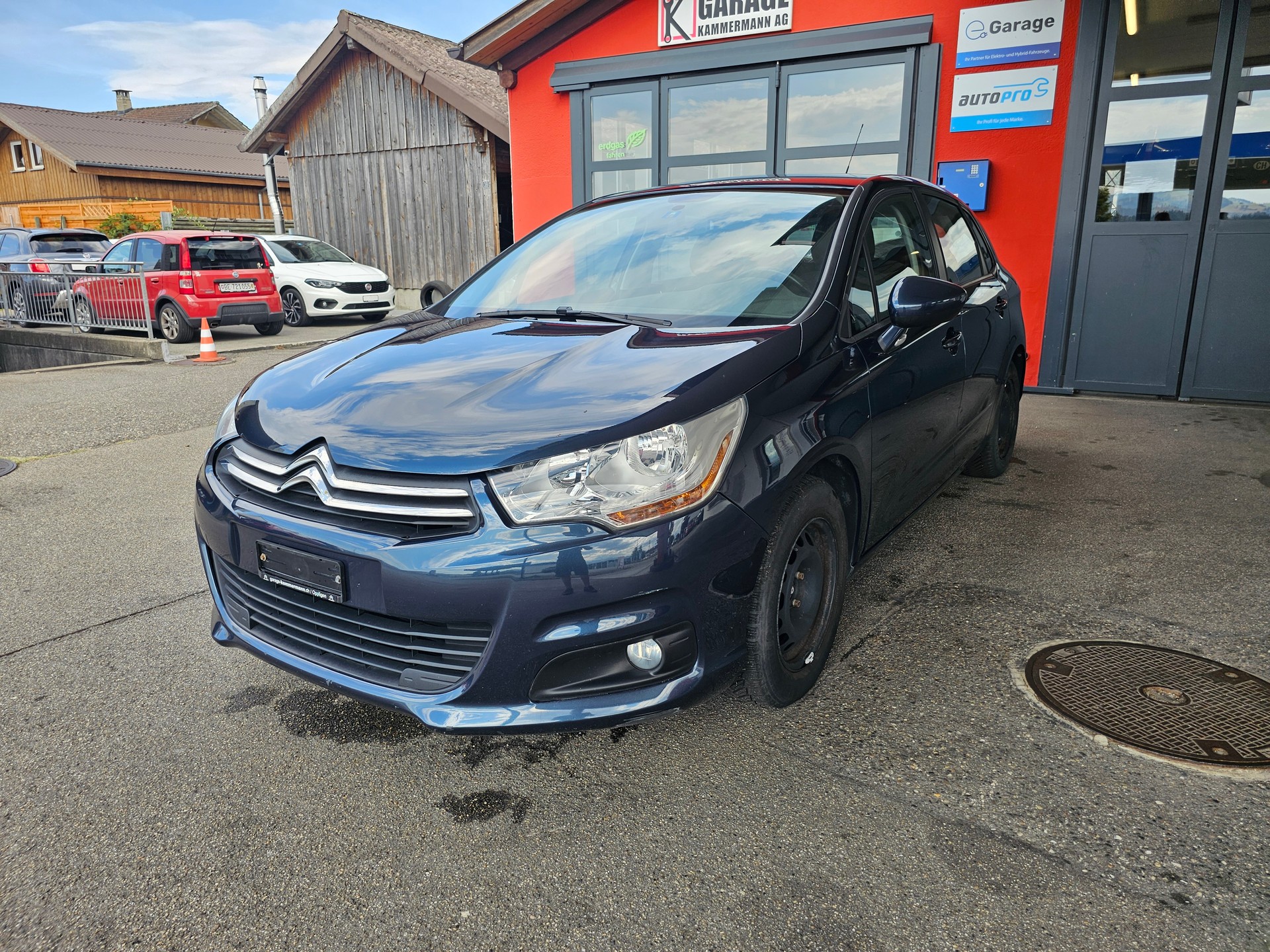 CITROEN C4 Berline 1.4 VTi Attraction-image-0