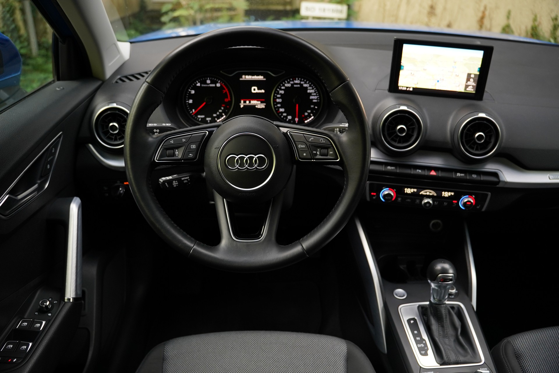 AUDI Q2 1.4 TFSI design S-tronic-image-22