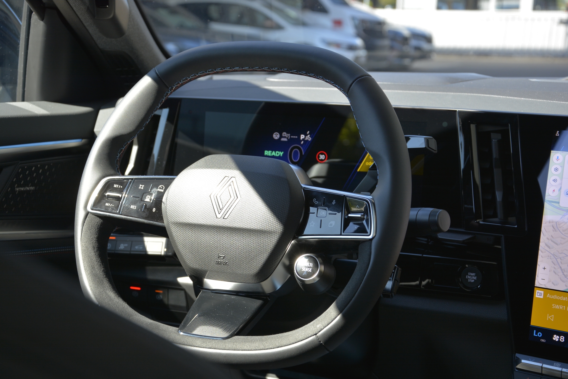 RENAULT RAFALE Atelier Alpine hyper hybrid E-Tech 4x4 300PS plug-in-image-6
