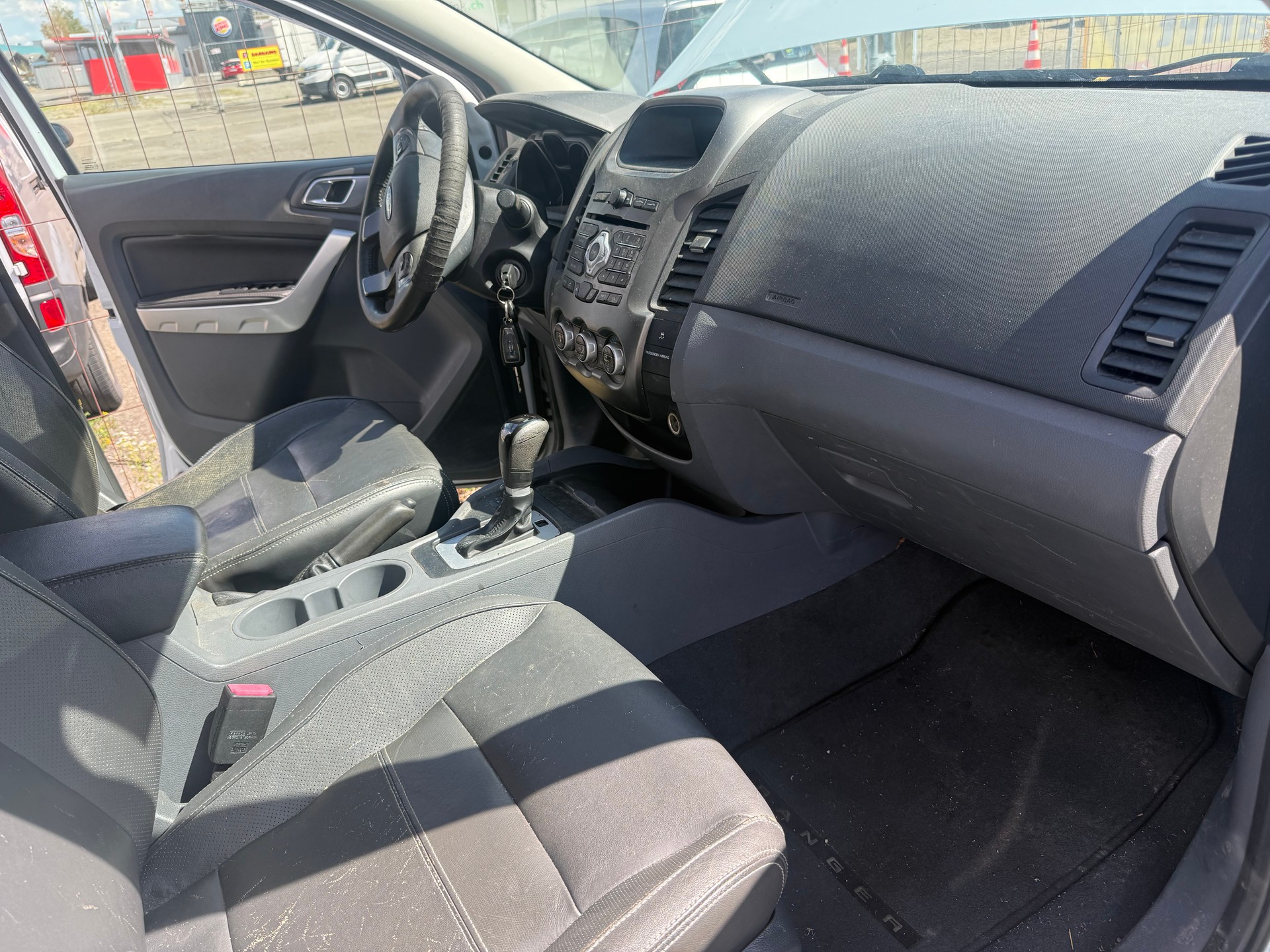FORD Ranger LTD 2.2 TDCi 4x4 A-image-4