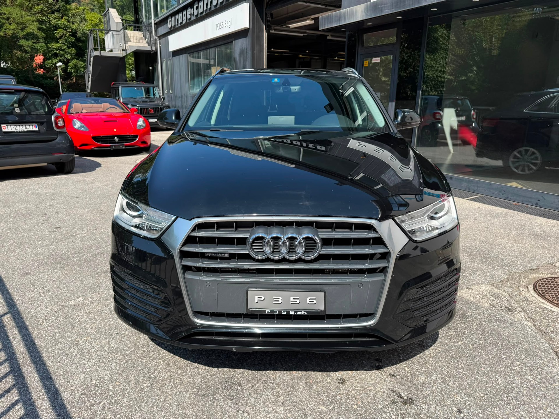 AUDI Q3 2.0 TFSI design quattro S-tronic-image-2