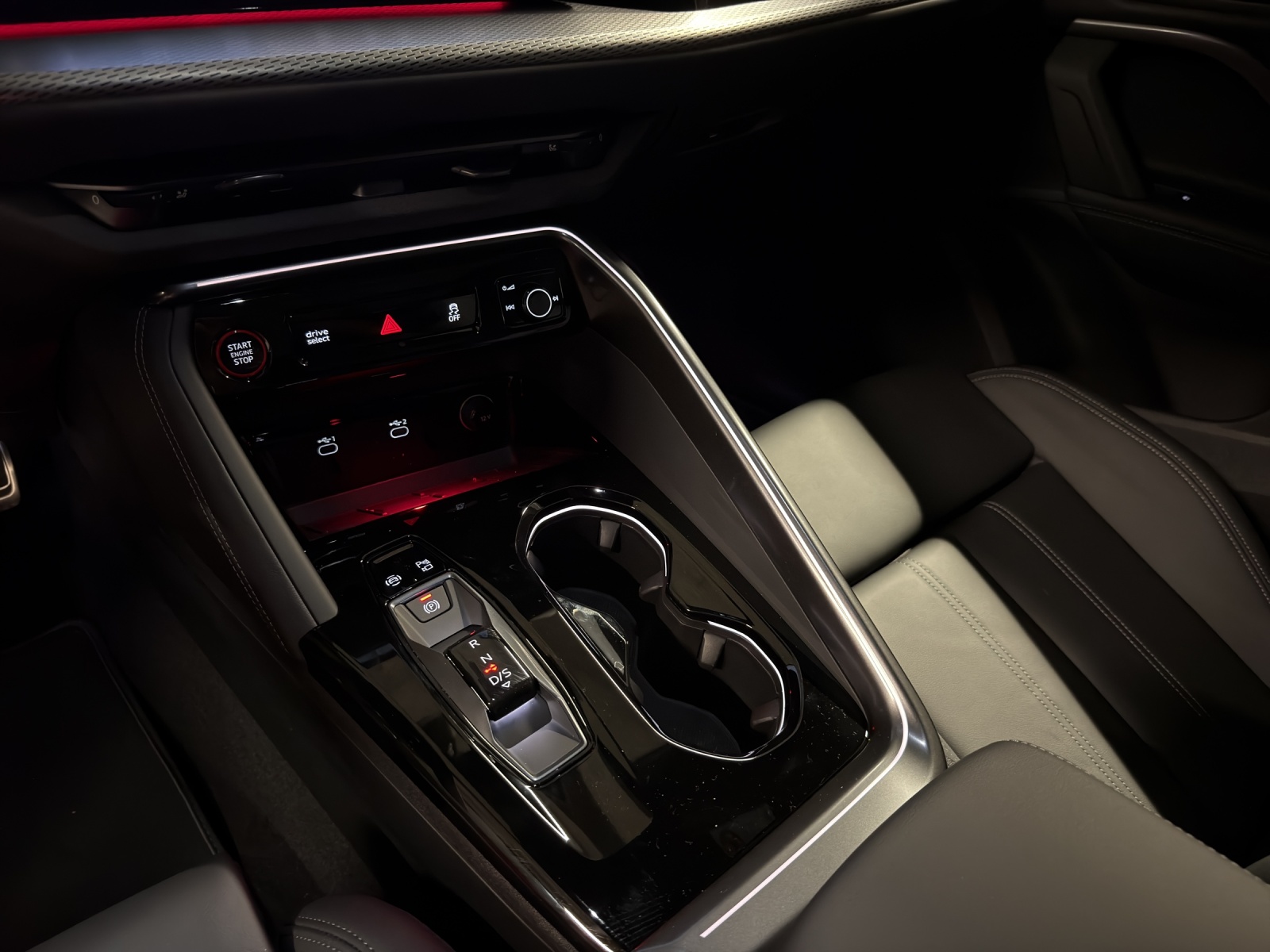 AUDI Q5 TFSI quatto 200 kW S-tronic-image-10