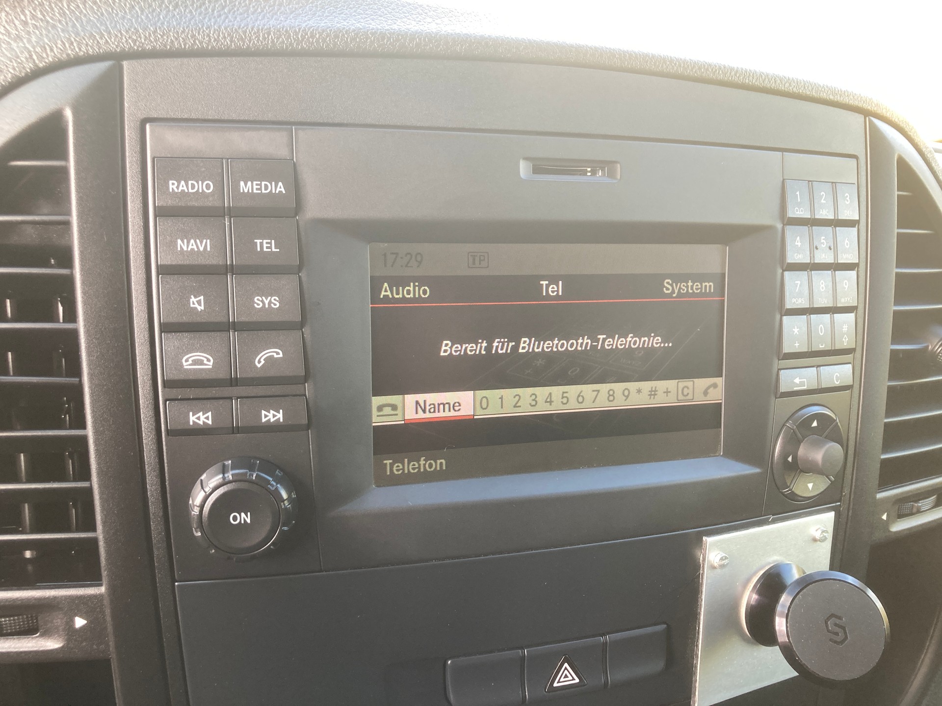 MERCEDES-BENZ Vito 111 BlueTec Tourer L mit Anhängerkupplung-image-14