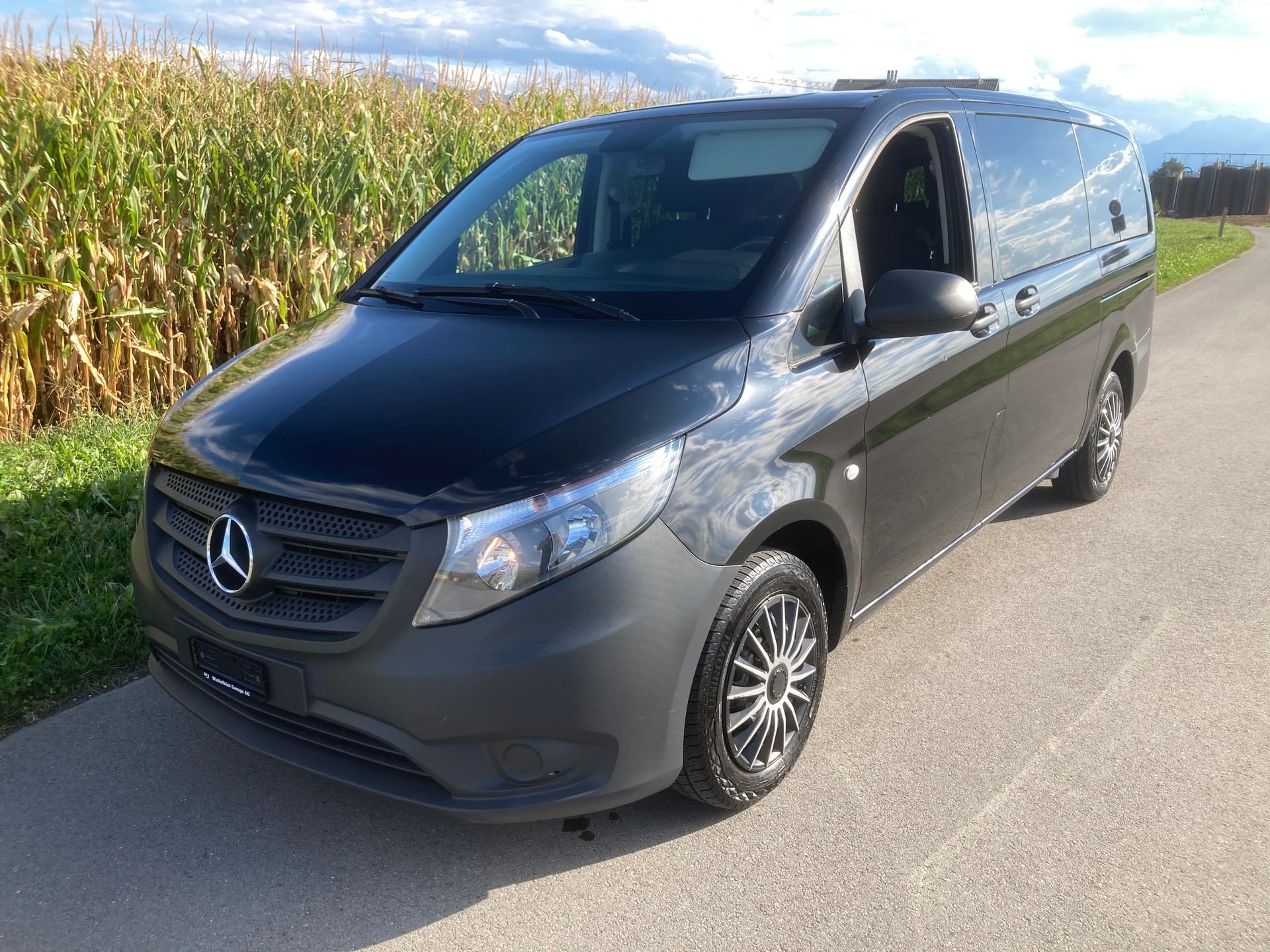 MERCEDES-BENZ Vito 111 BlueTec Tourer L mit Anhängerkupplung-image-0