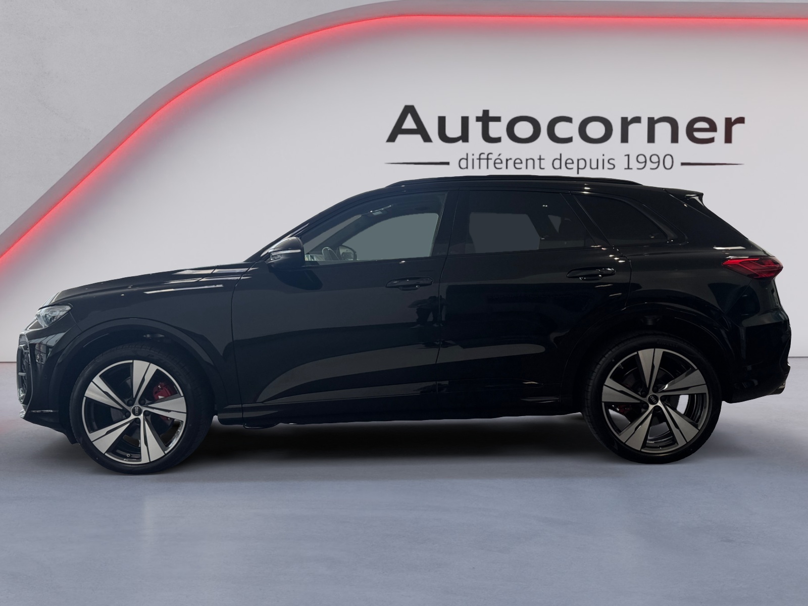 AUDI SQ5 TFSI quattro S-tronic-image-1