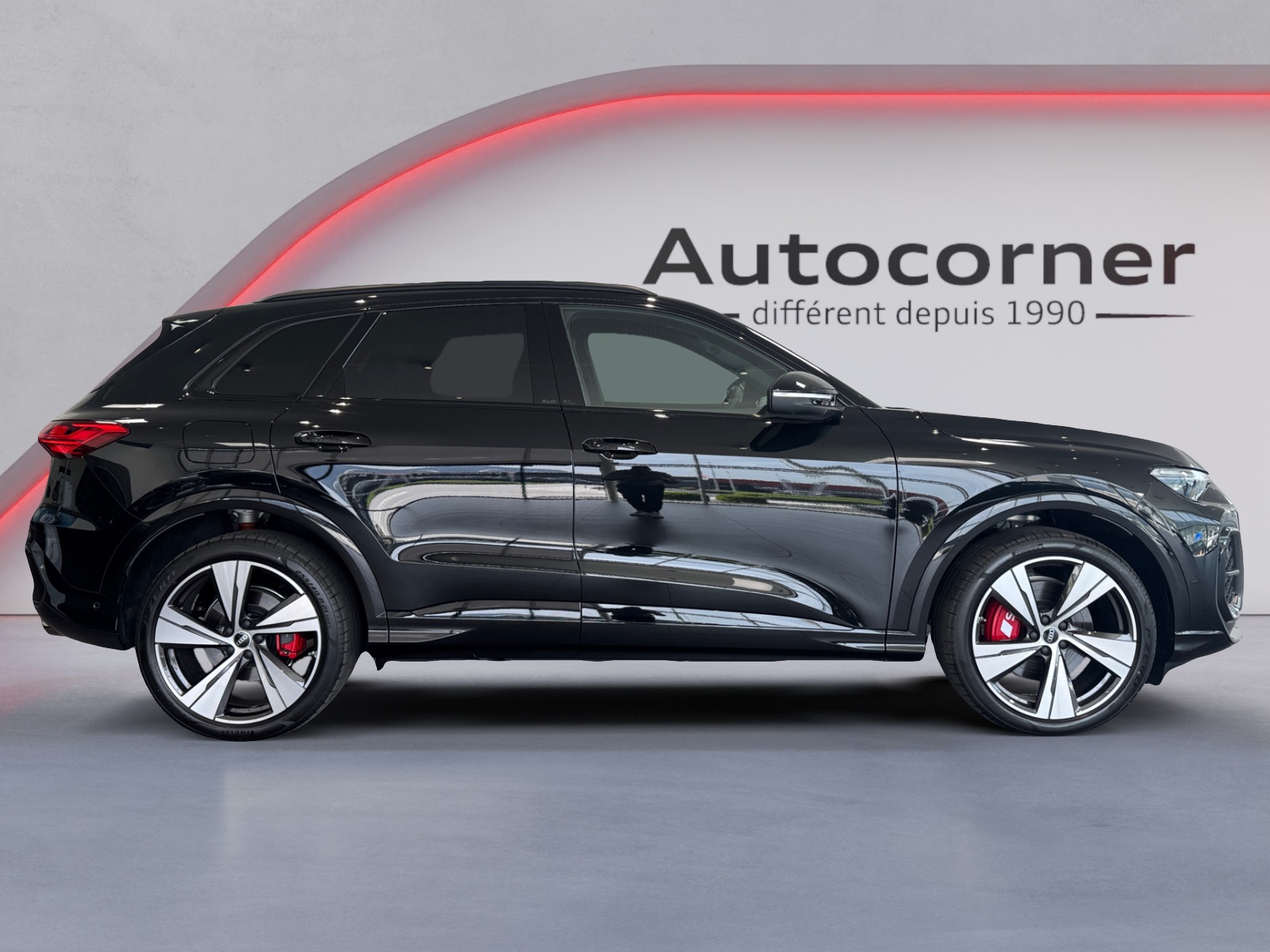 AUDI SQ5 TFSI quattro S-tronic-image-5