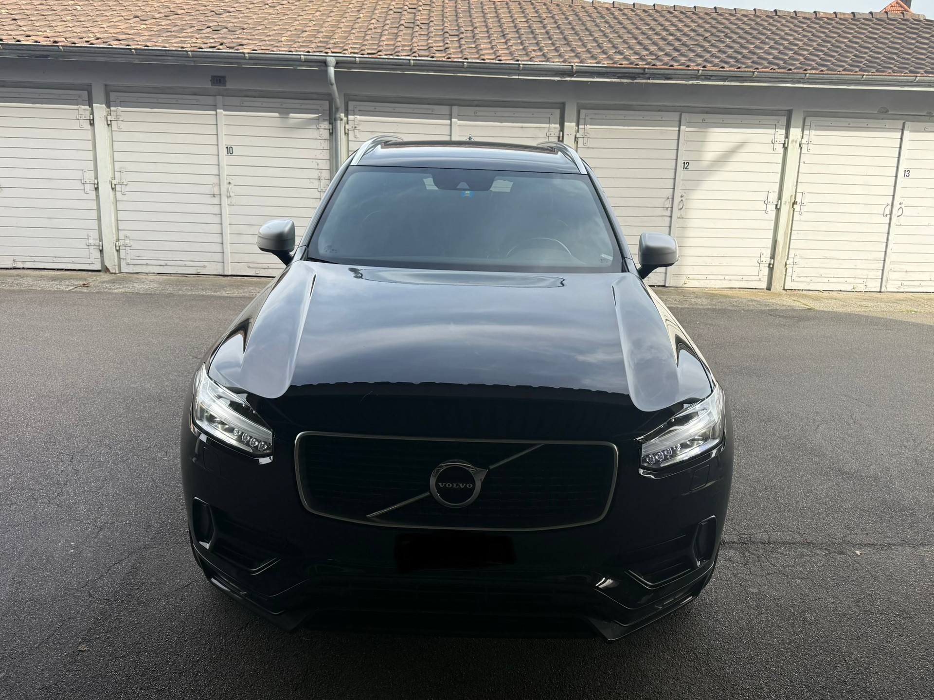 VOLVO XC90 D5 AWD R-Design Geartronic-image-2