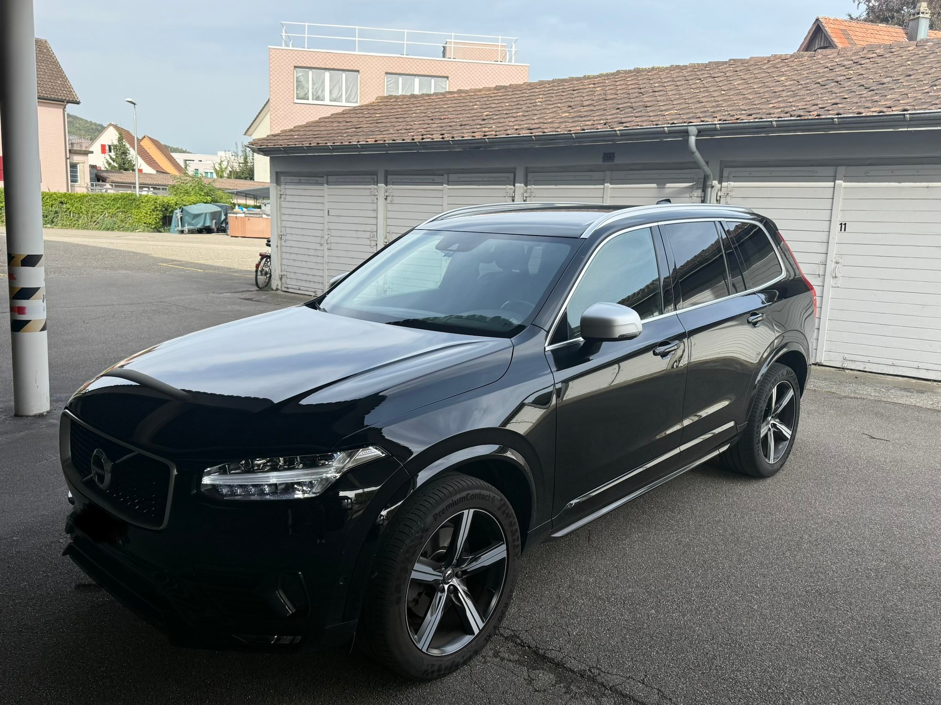 VOLVO XC90 D5 AWD R-Design Geartronic-image-0