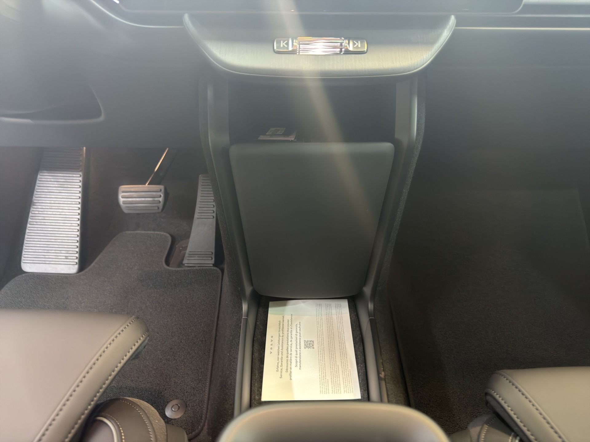 VOLVO EX60 Twin Ultra AWD-image-14