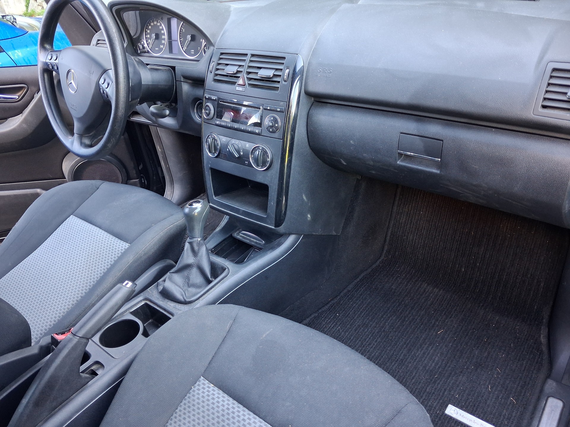 MERCEDES-BENZ A 150 Classic-image-6