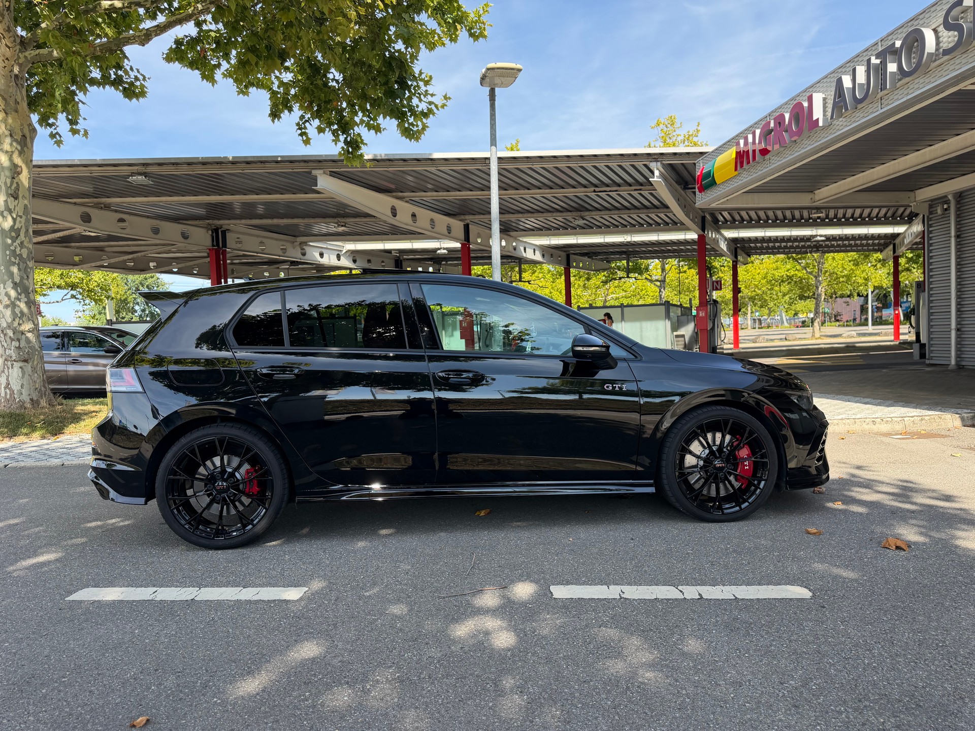 VW Golf 2.0 TSI GTI Clubsport DSG-image-2