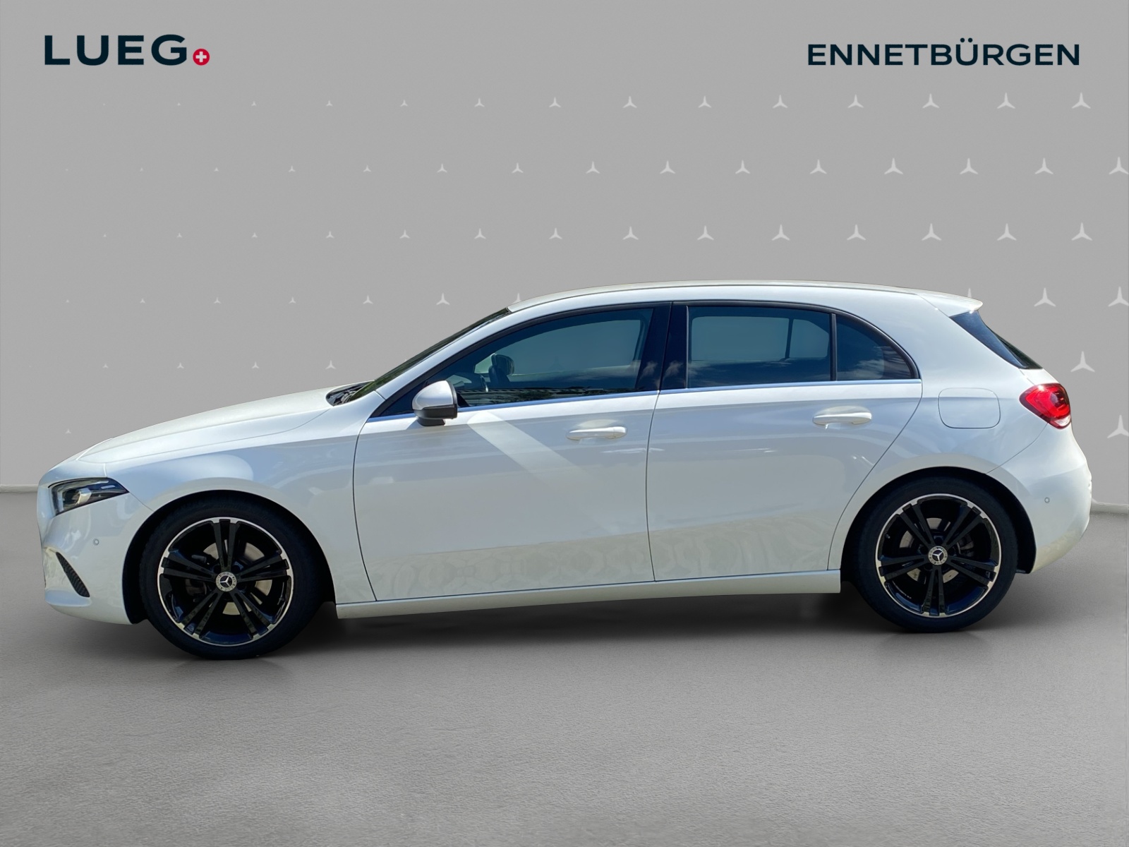 MERCEDES-BENZ A 180 d Style 7G-DCT-image-1