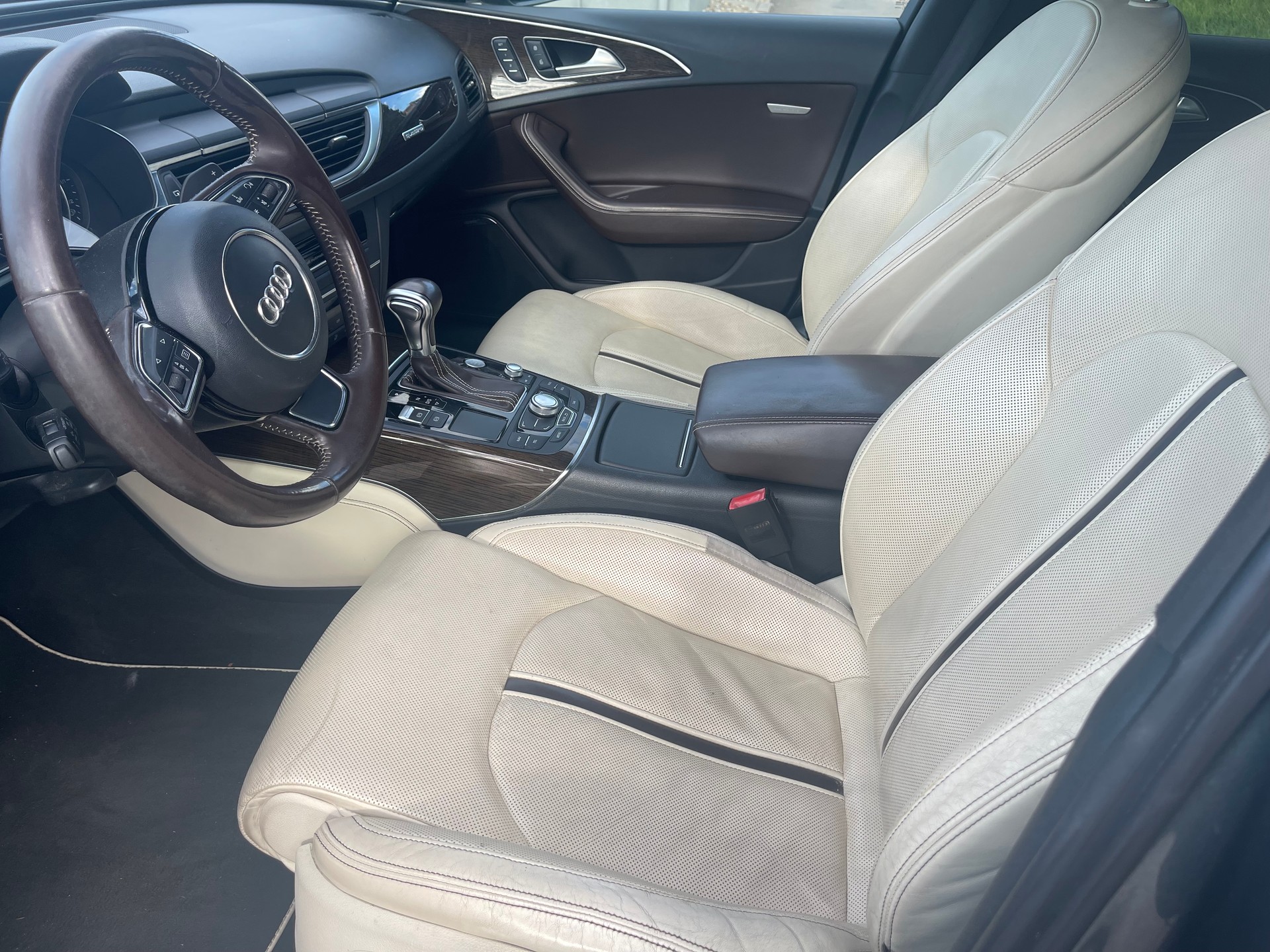 AUDI A6 Avant 3.0 TFSI V6 quattro S-tronic-image-6