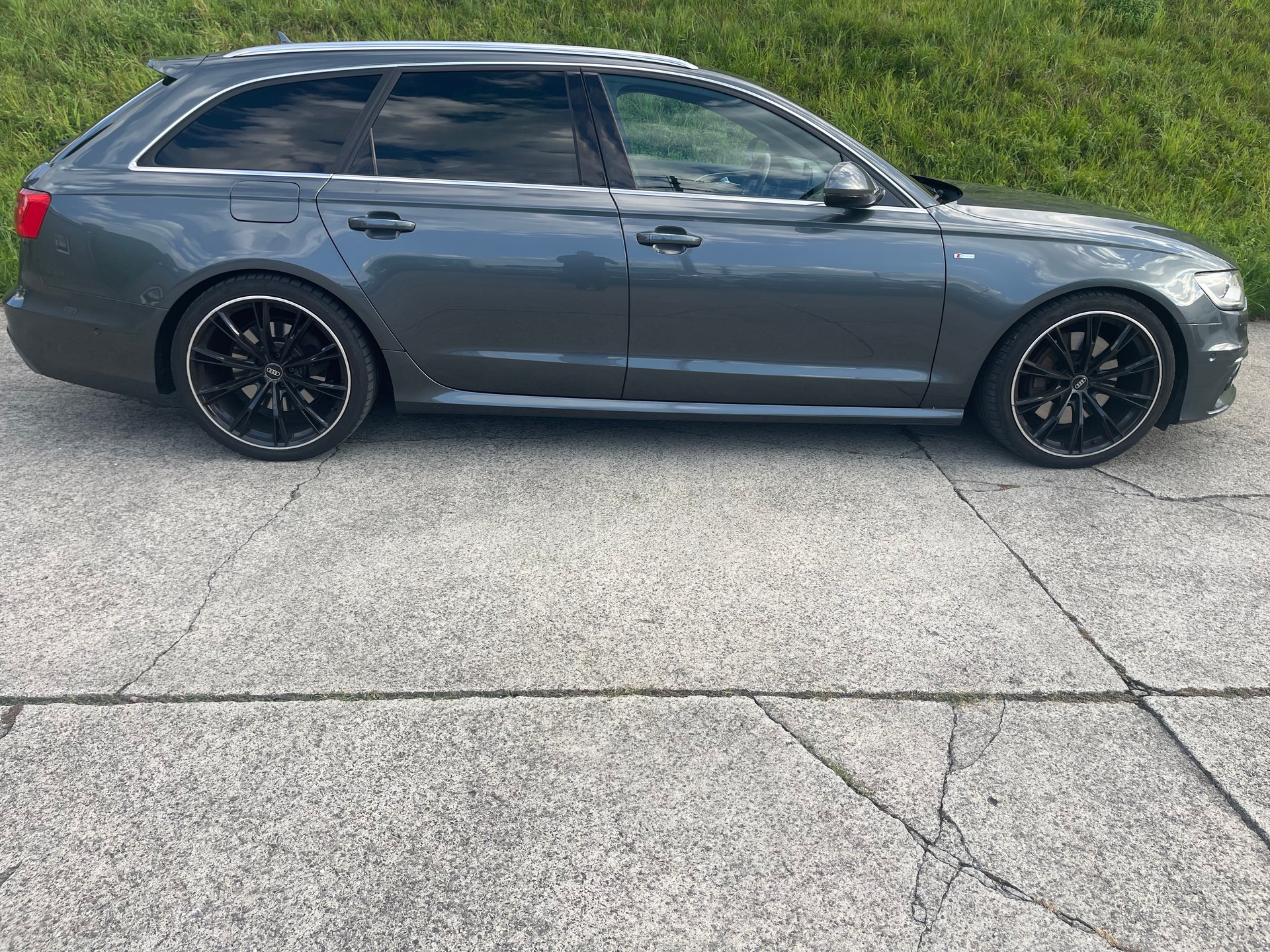 AUDI A6 Avant 3.0 TFSI V6 quattro S-tronic-image-1