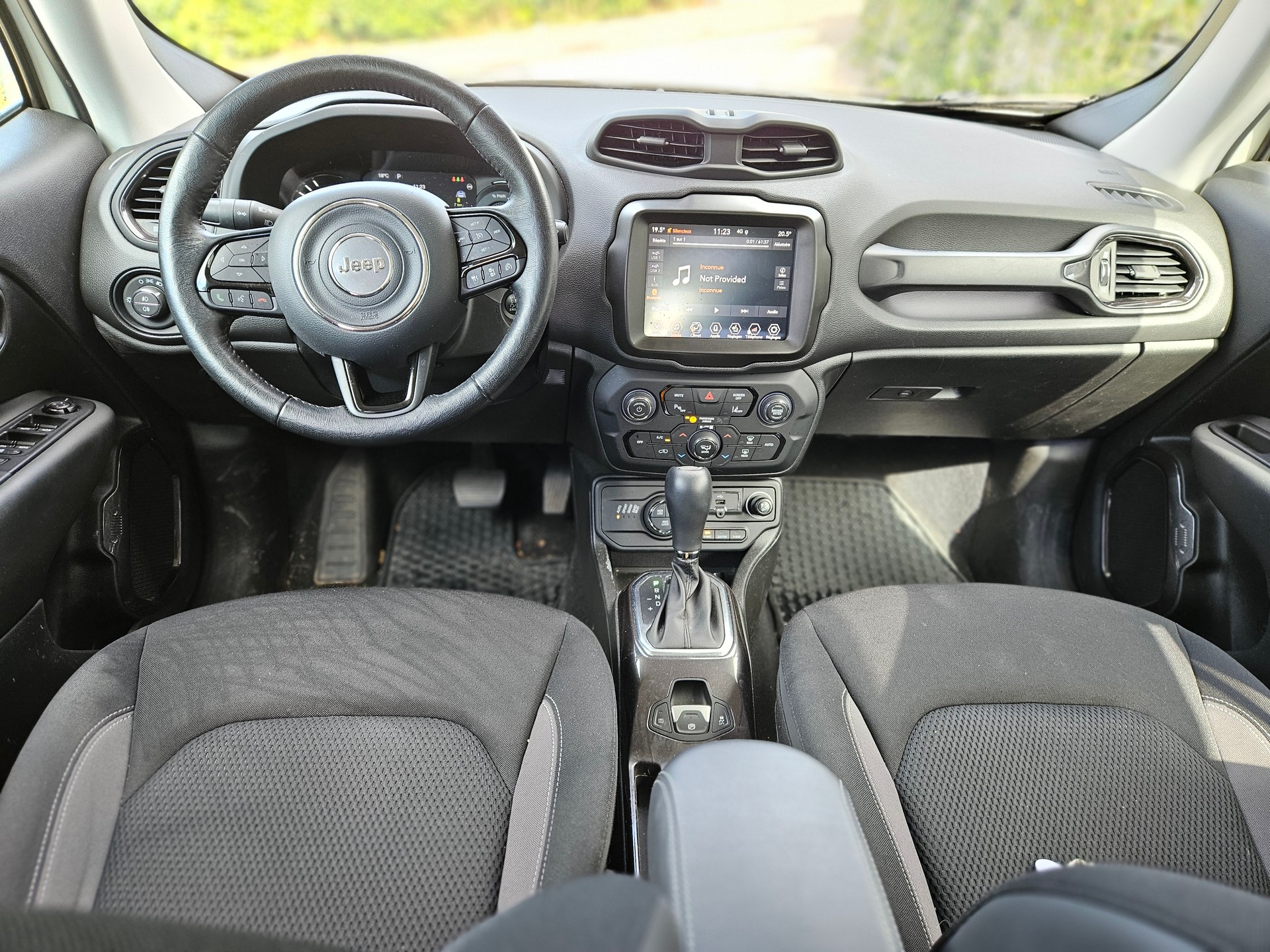 JEEP Renegade 1.3 T PHEV Limited AWD-image-11