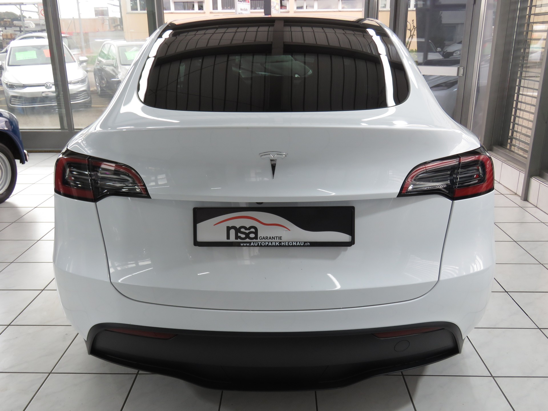 TESLA Model Y RWD-image-4