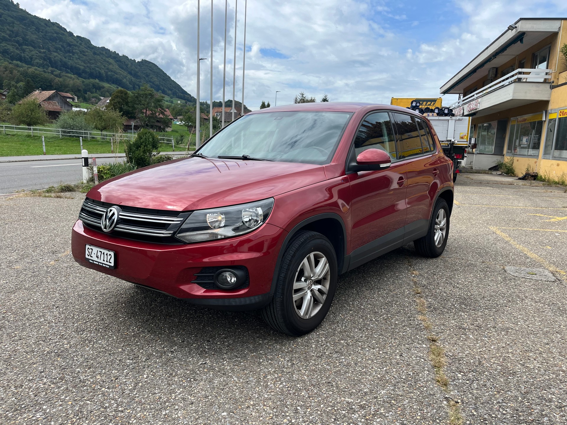 VW Tiguan 2.0 TDI BlueMotion Track&Field 4Motion DSG-image-1