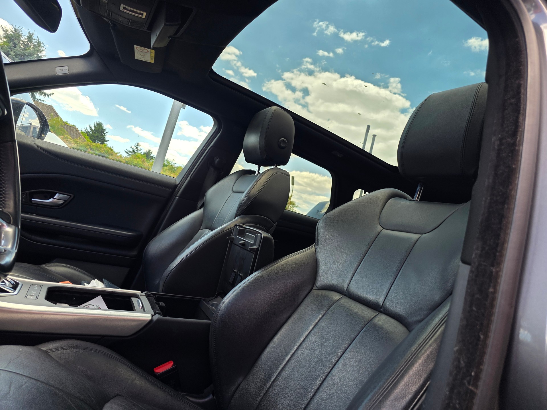 LAND ROVER Range Rover Evoque 2.0 TD4 Pure AT9-image-8