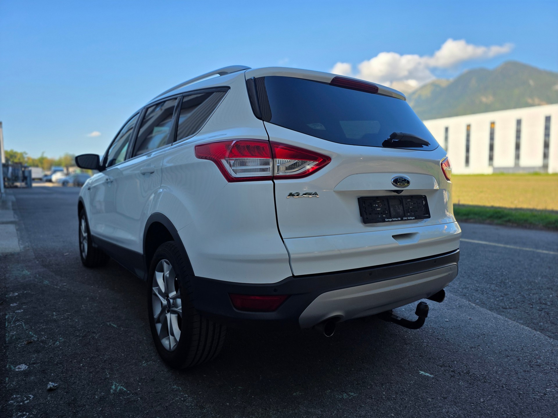FORD Kuga 1.6 SCTi Titanium 4WD Automatic-image-5
