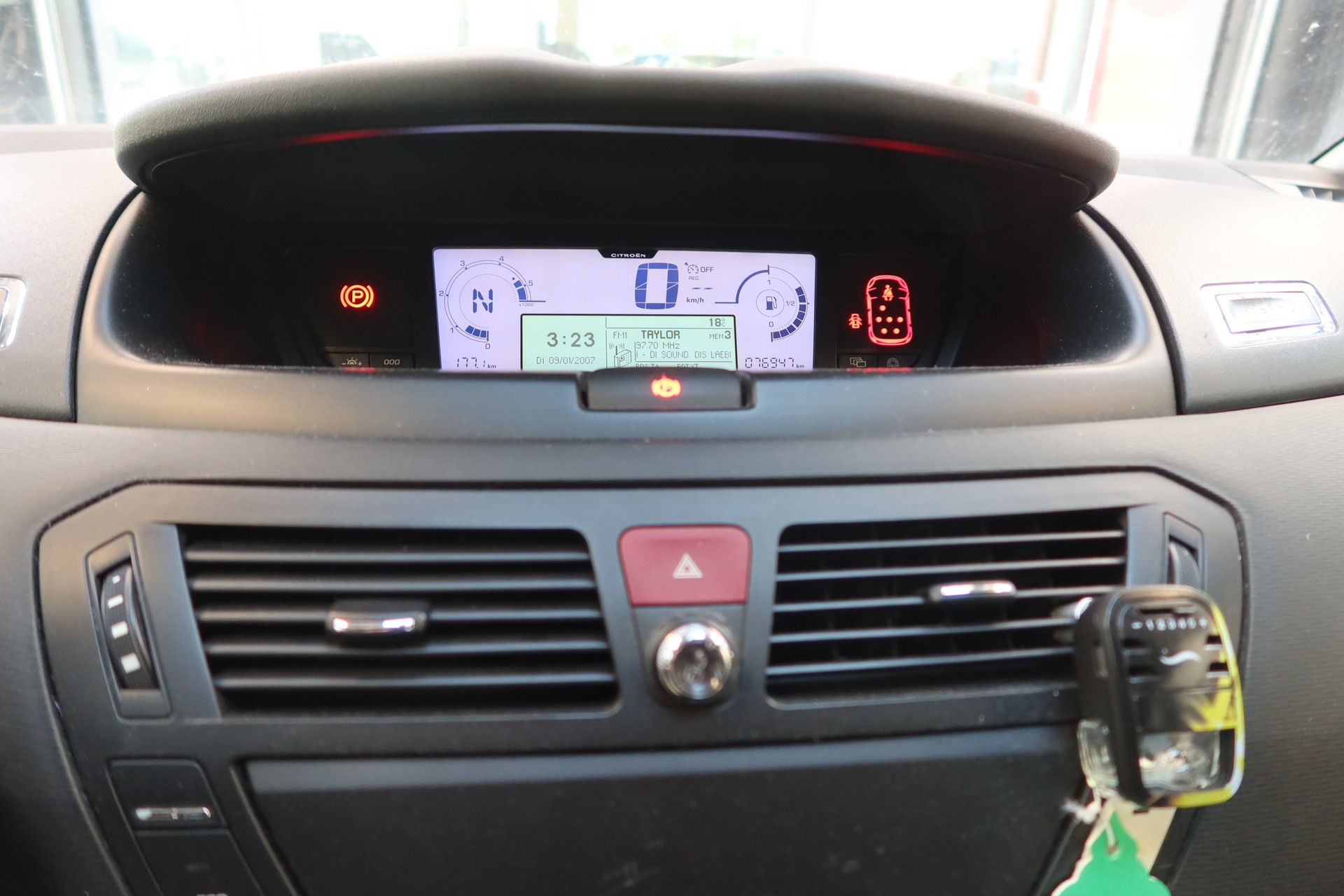 CITROEN Gr.C4 Picasso 1.6 HDI Dyn-image-12