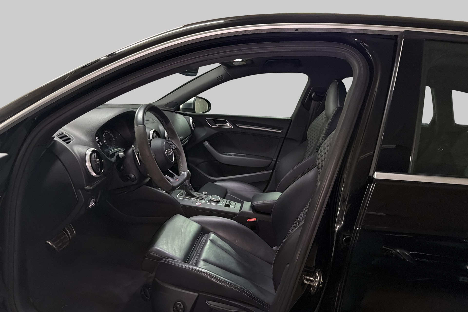 AUDI RS3 Sportback 2.5 TSI quattro S-tronic-image-7