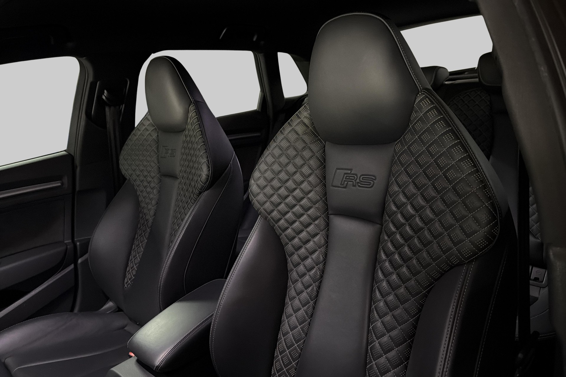 AUDI RS3 Sportback 2.5 TSI quattro S-tronic-image-22