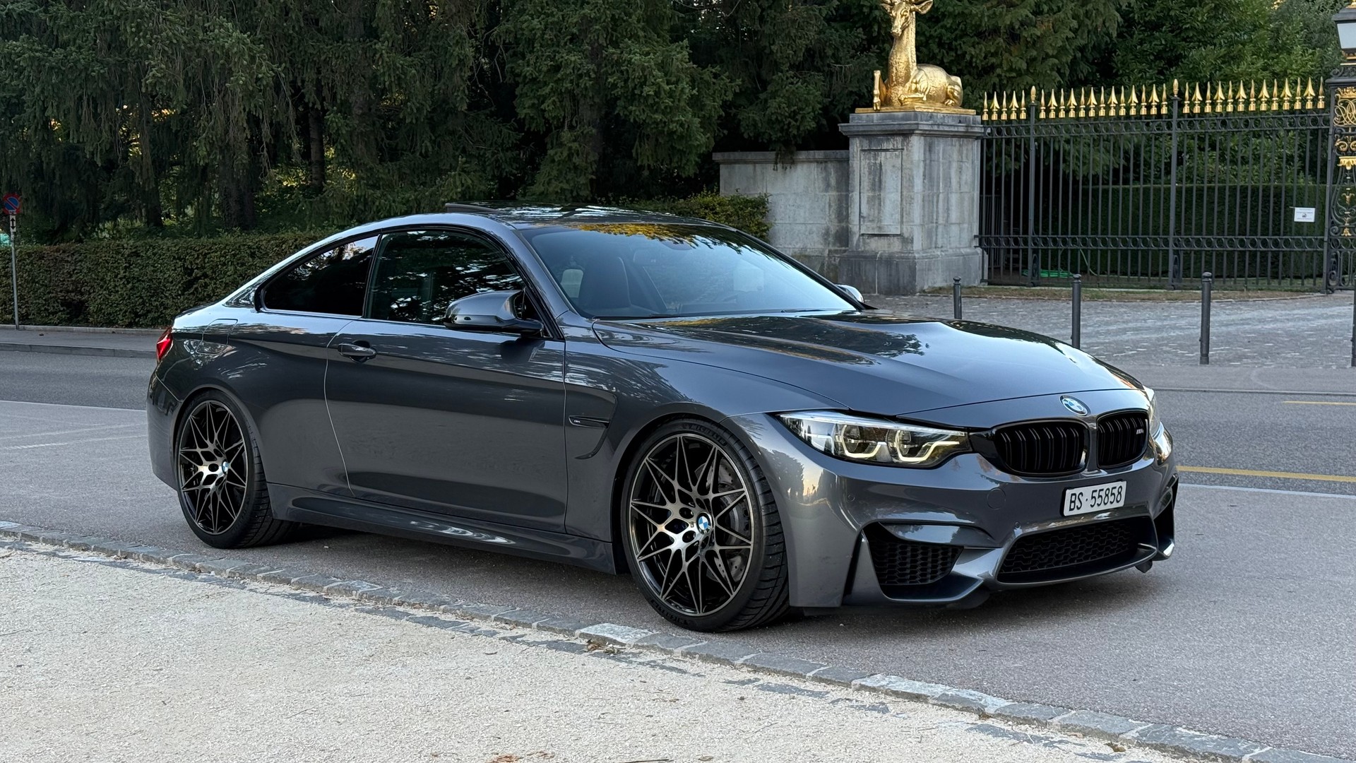 BMW M4 Competition-image-1