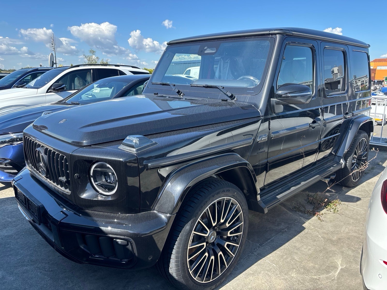 MERCEDES-BENZ G 63 AMG-image-0