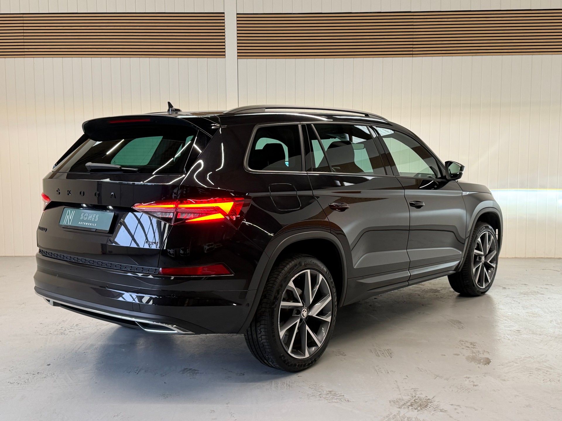 SKODA Kodiaq 2.0 TDI CR SportLine 4x4 DSG frisch ab MFK & Service-image-4