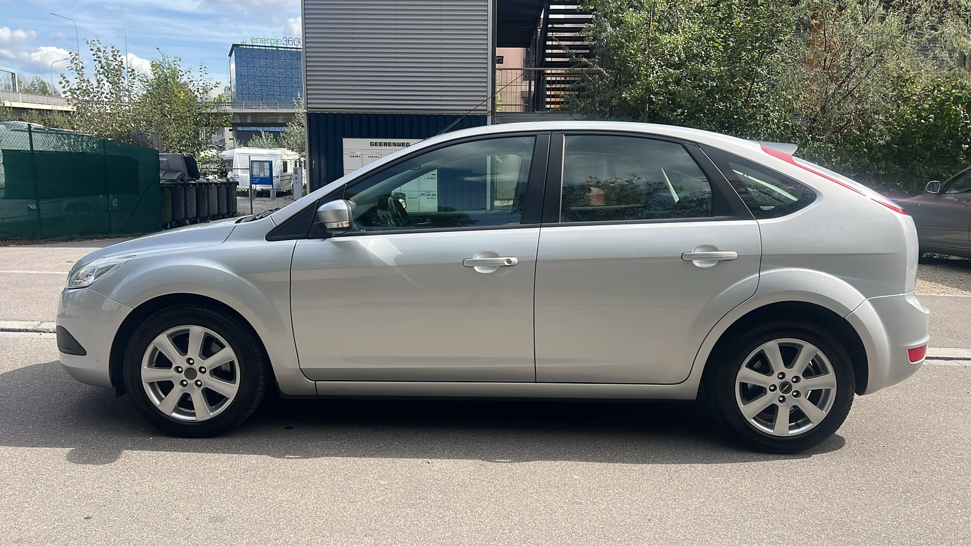 FORD Focus 2.0i Carving Automatic-image-4