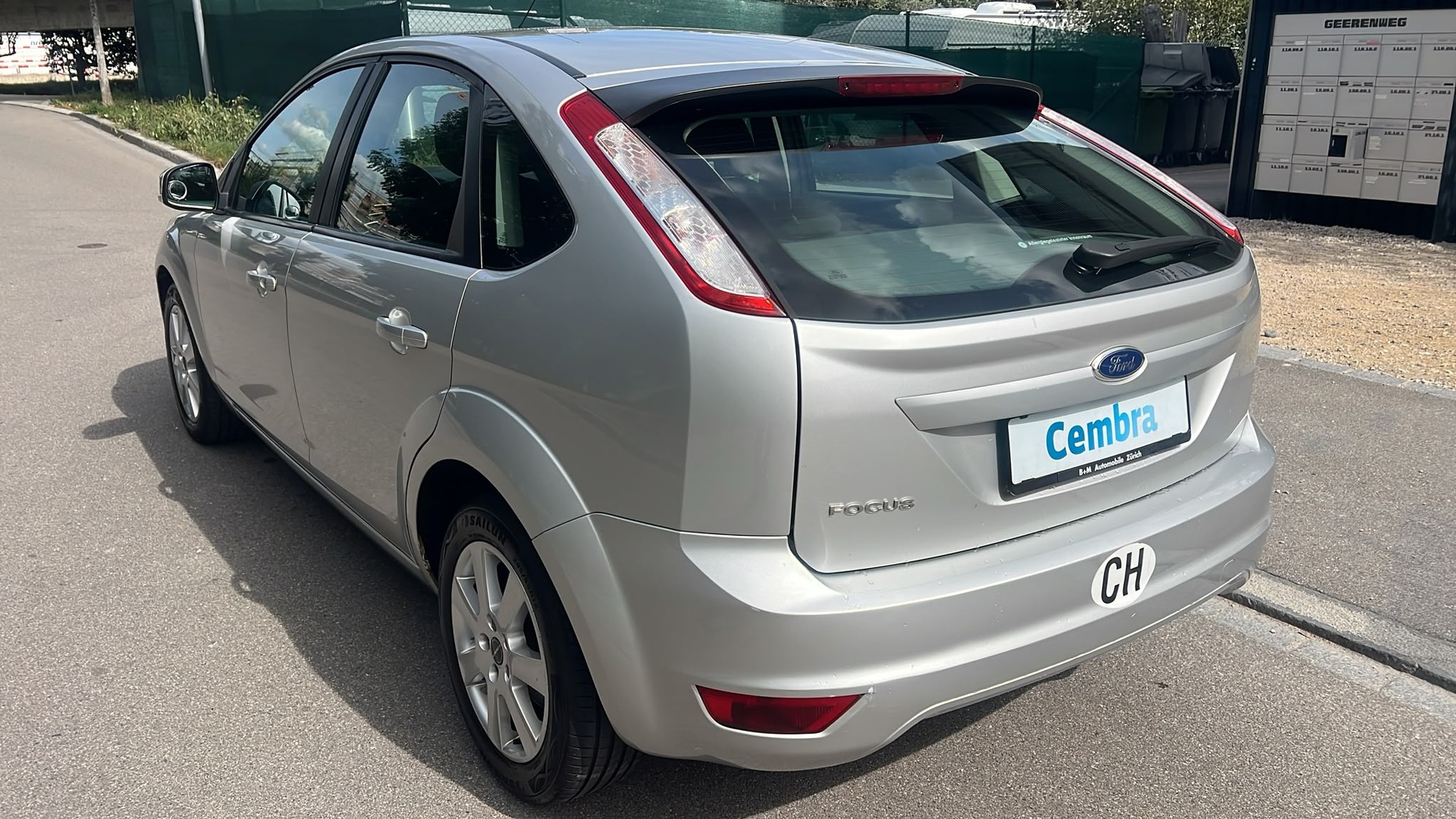 FORD Focus 2.0i Carving Automatic-image-6