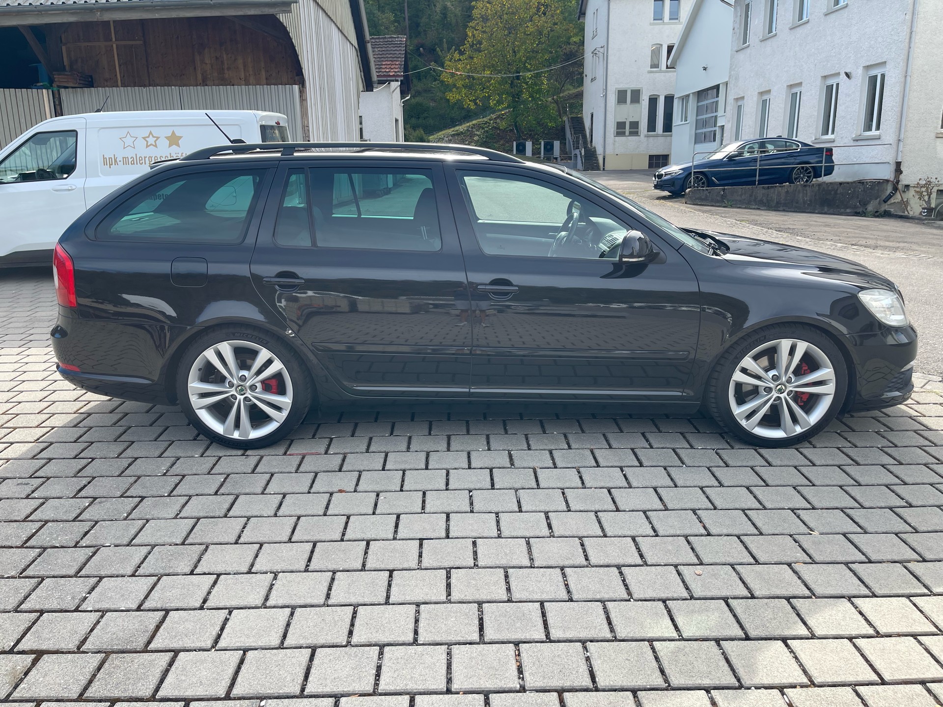 SKODA Octavia Combi 2.0 TSI RS DSG-image-5