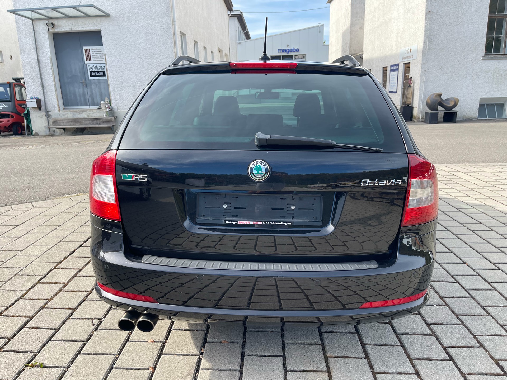 SKODA Octavia Combi 2.0 TSI RS DSG-image-3