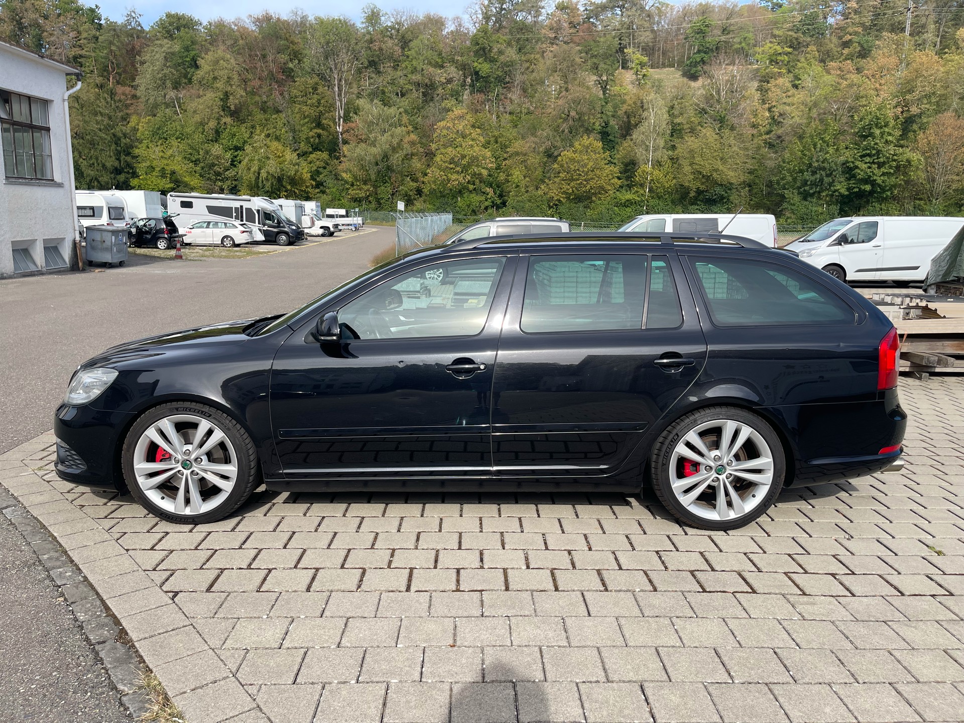SKODA Octavia Combi 2.0 TSI RS DSG-image-1