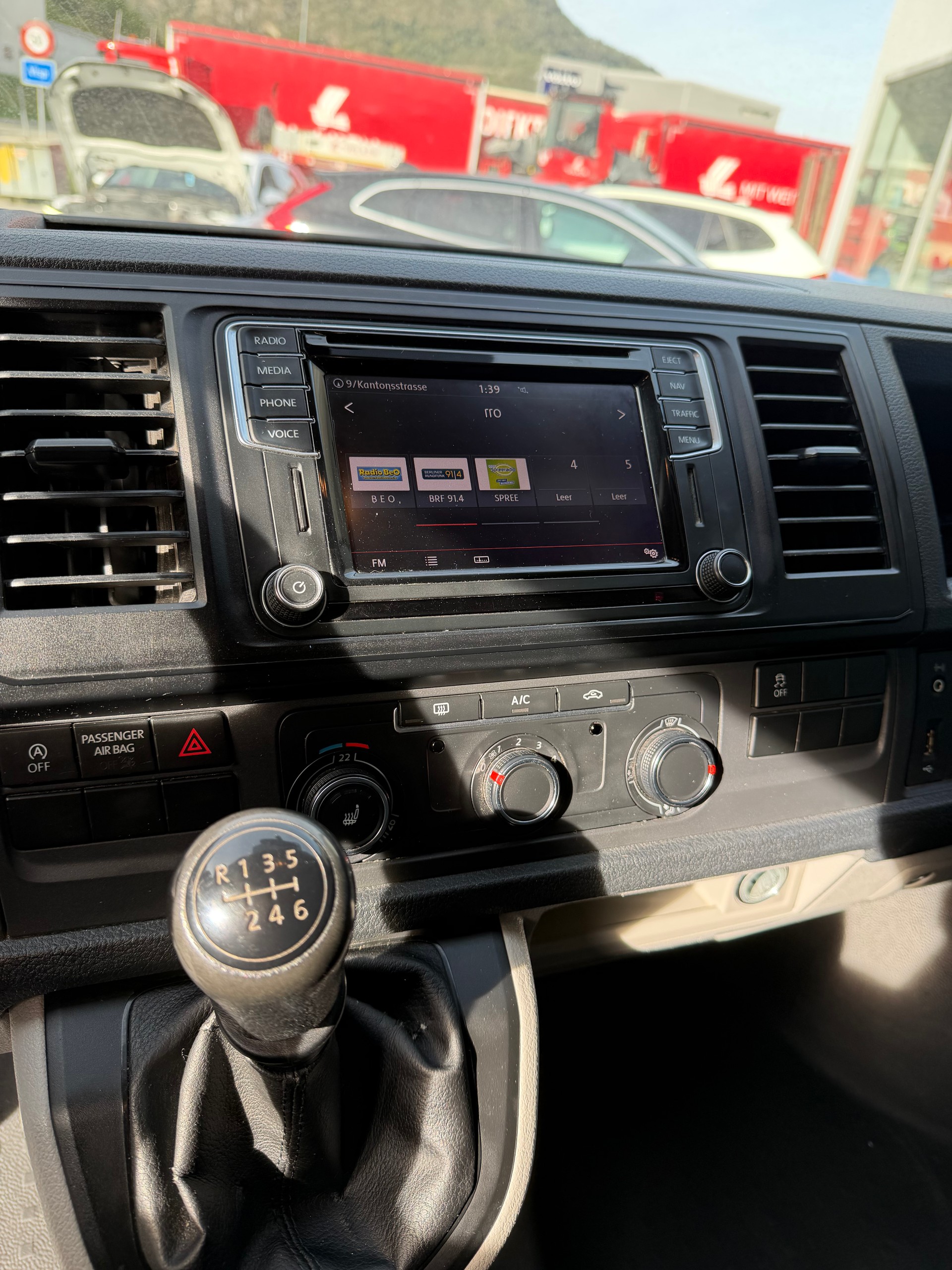 VW T6 2.0 TDI 4Motion-image-8