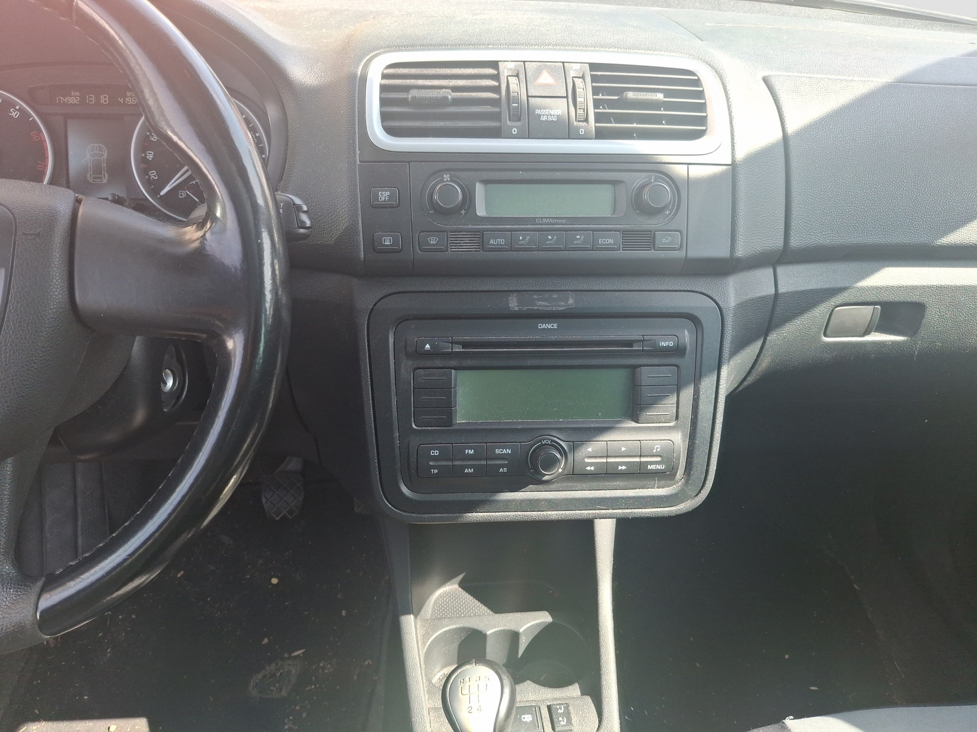 SKODA Roomster 1.6 Cooly-image-8