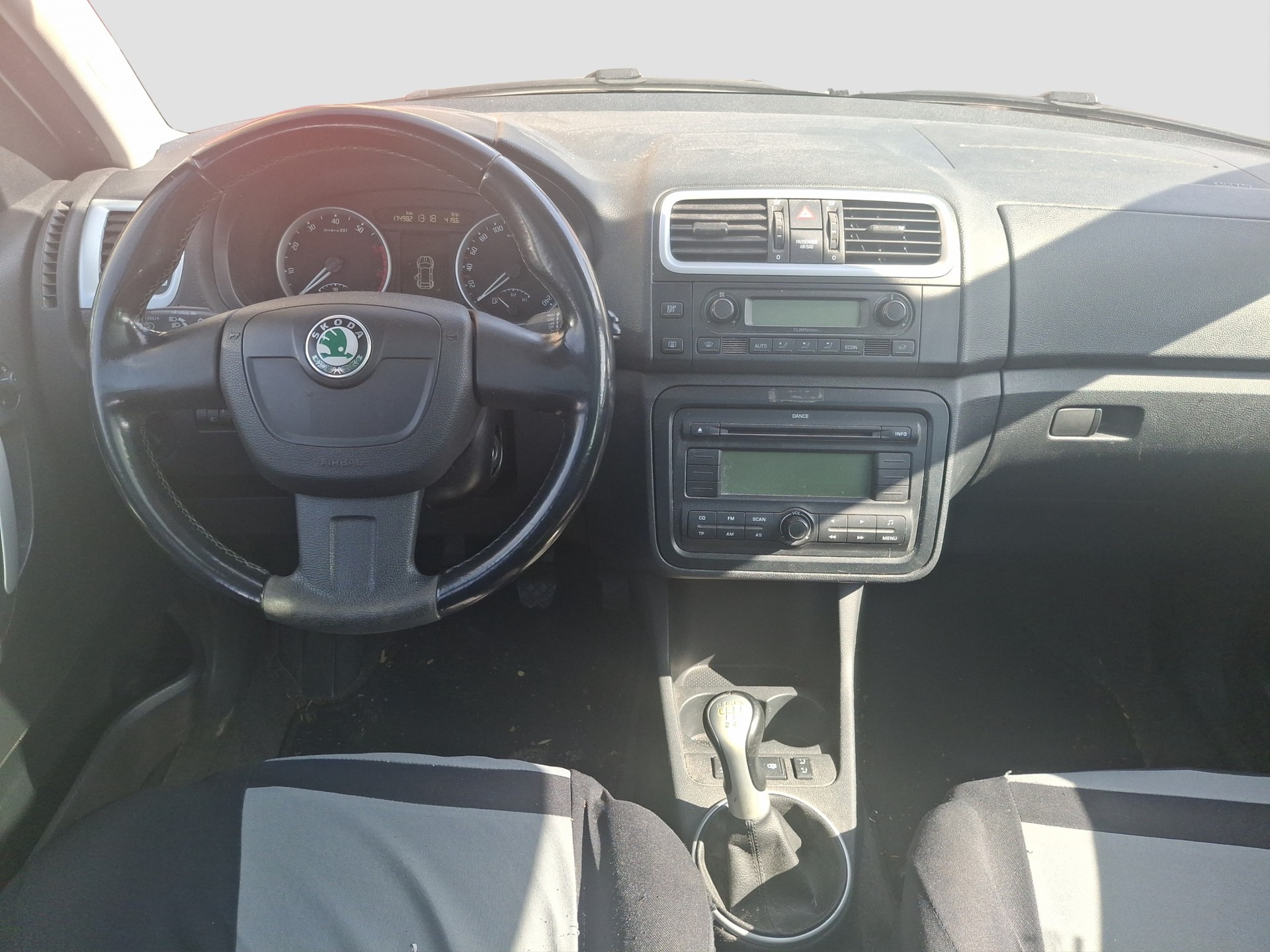 SKODA Roomster 1.6 Cooly-image-7