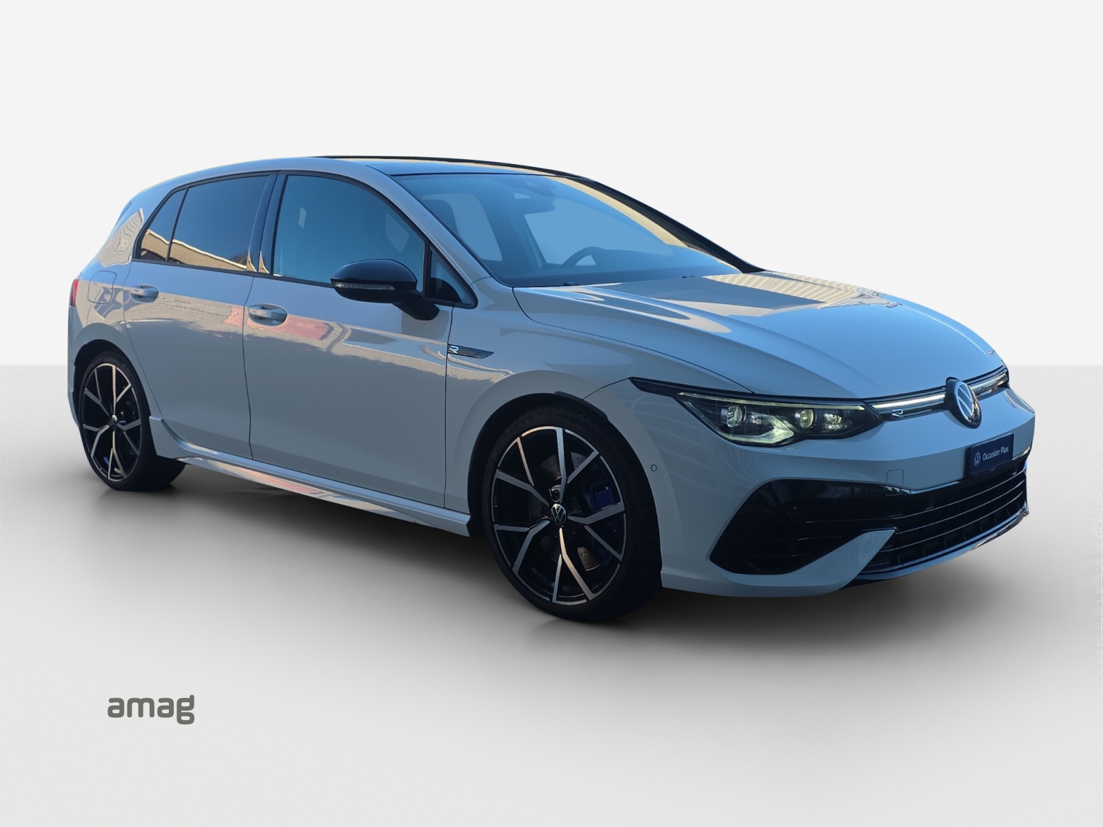 VW Golf 2.0 TSI R DSG 4Motion-image-5