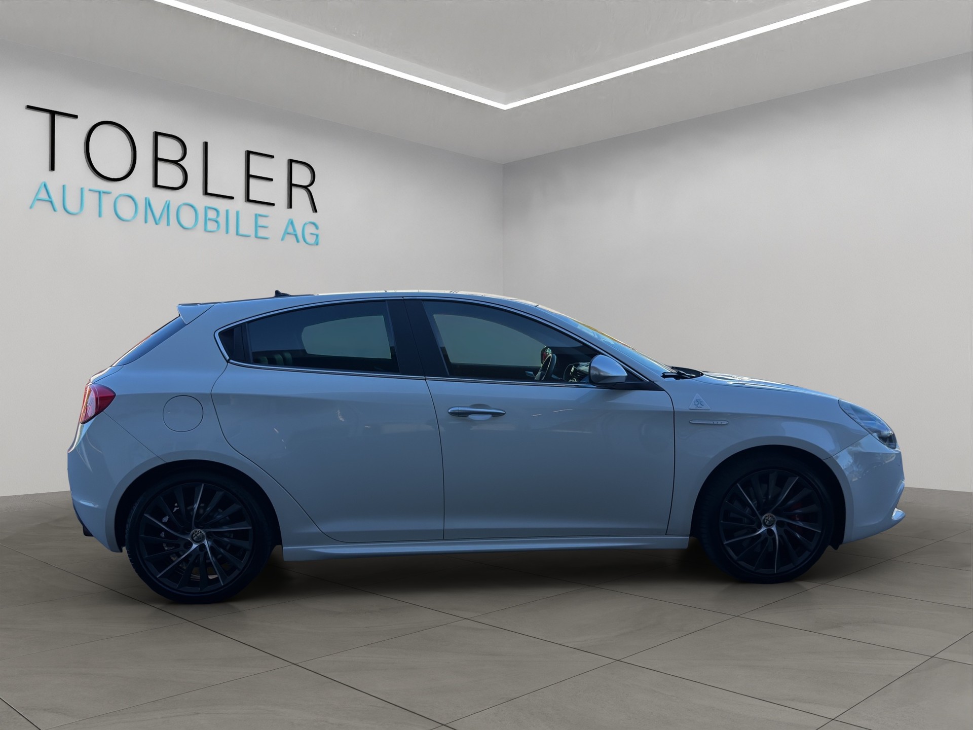 ALFA ROMEO Giulietta 1750 TBi Quadrifoglio Verde-image-5