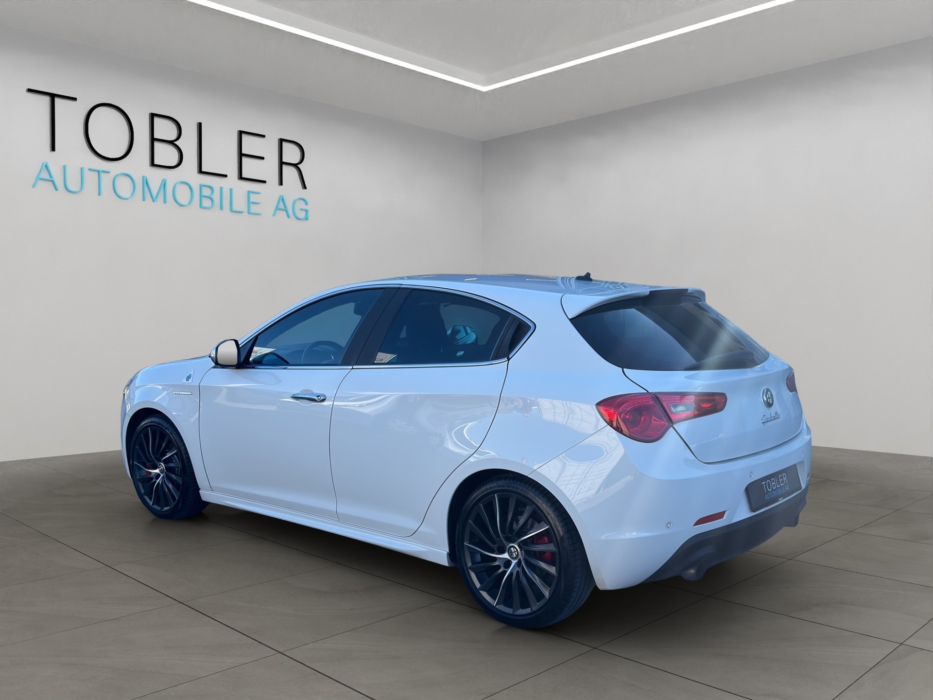 ALFA ROMEO Giulietta 1750 TBi Quadrifoglio Verde-image-2