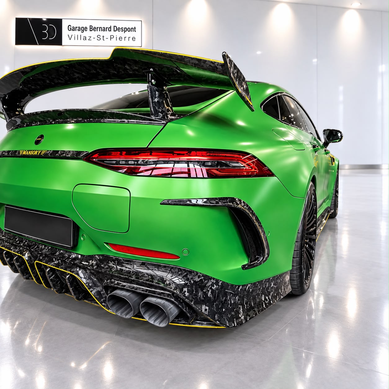 MERCEDES-BENZ AMG GT 4 63 S 4Matic+ E Performance AMG MANSORY 880 PS 1of1-image-7