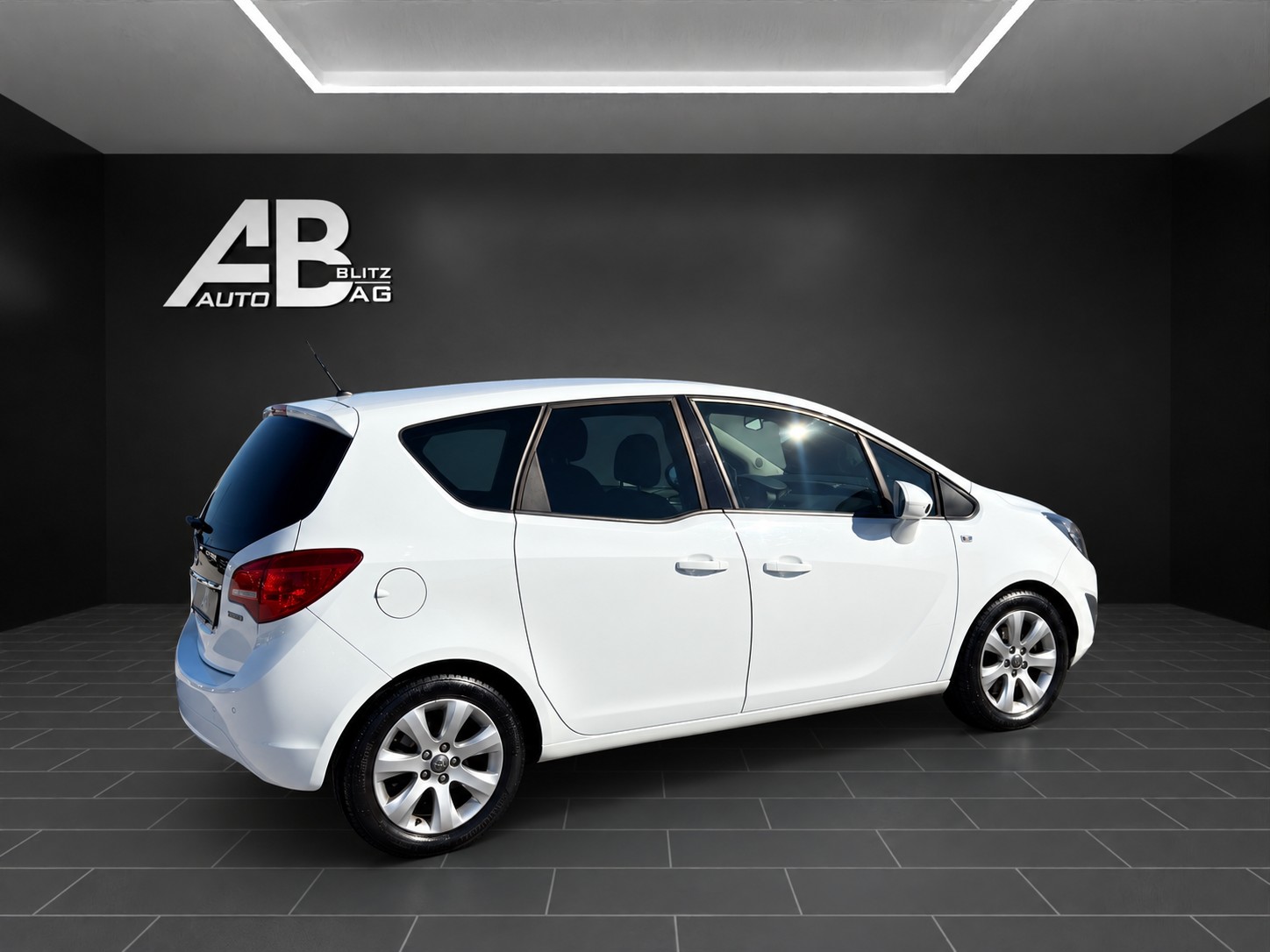 OPEL Meriva 1.4 Turbo Cosmo mit 140 PS-image-4