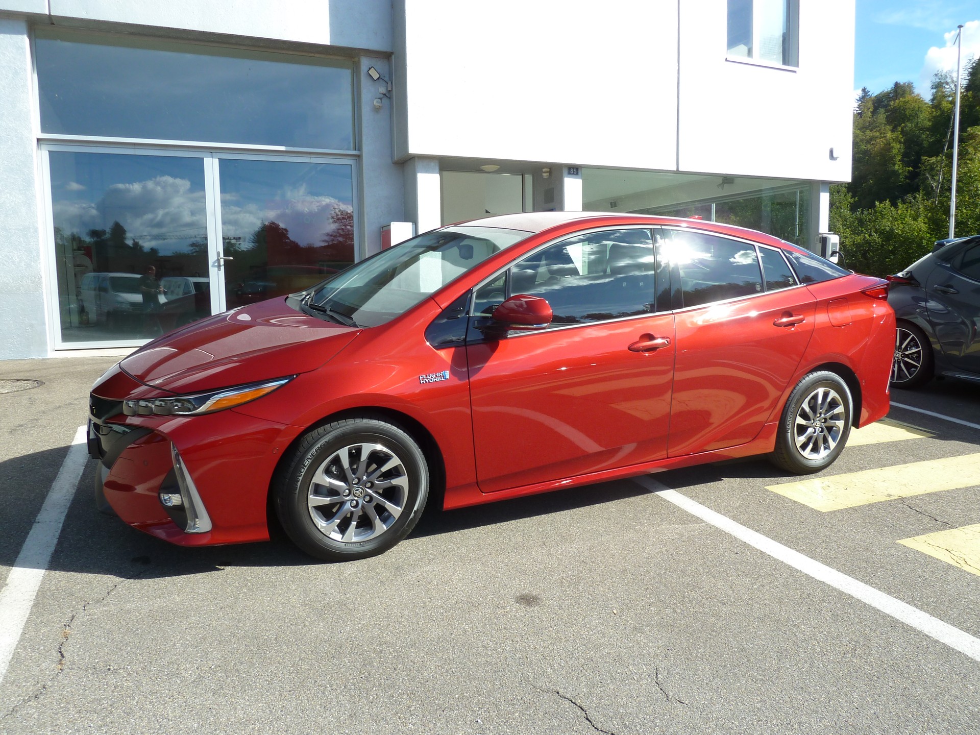 TOYOTA Prius 1.8 VVT-i Plug-in Hybrid Premium-image-1