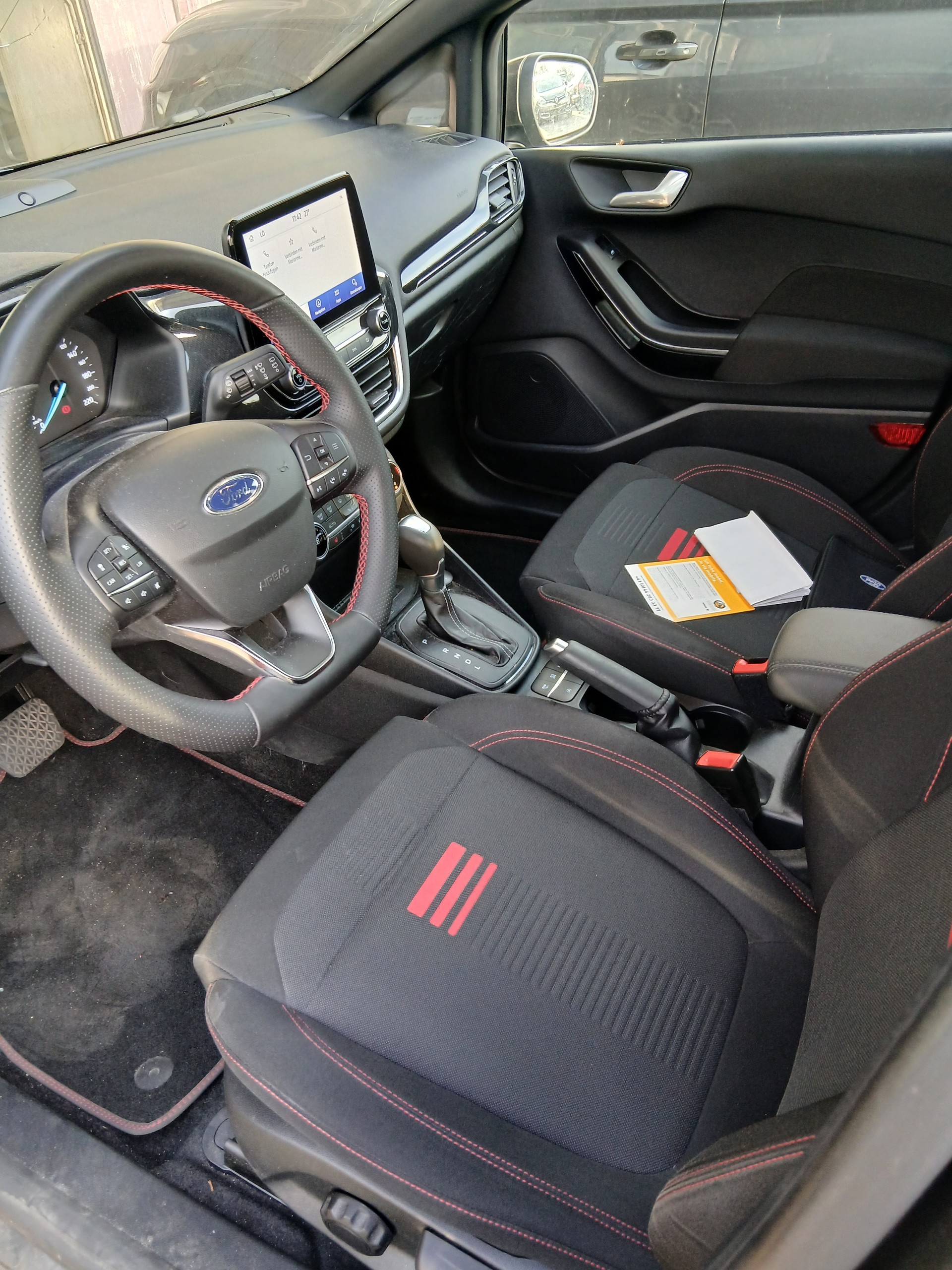 FORD Fiesta 1.0 SCTi MHEV ST Line X Automat-image-4